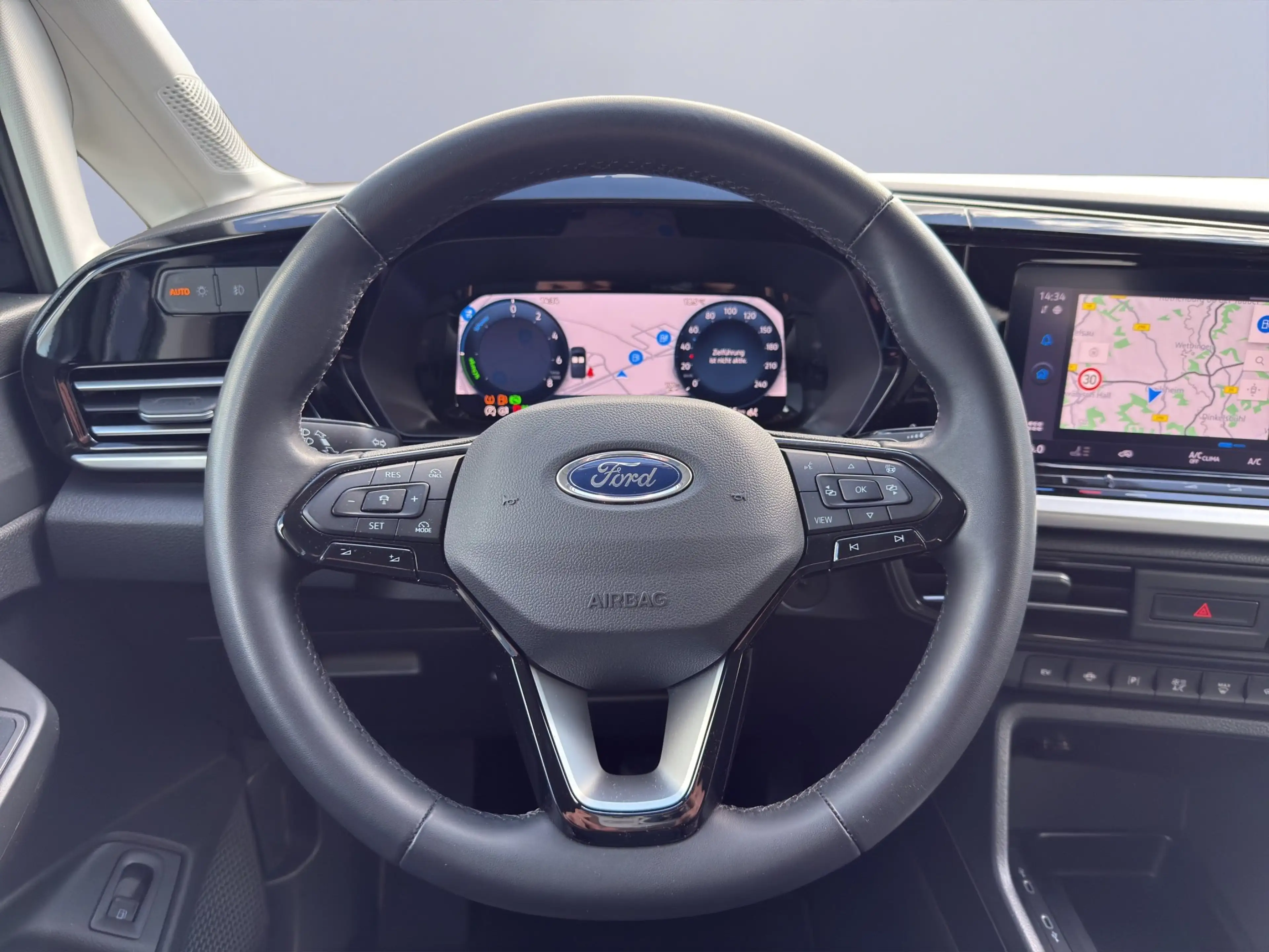 Ford Tourneo Connect Grand Titanium 1.5 EcoBoost PHEV *ERGO-SITZ* — photo 12