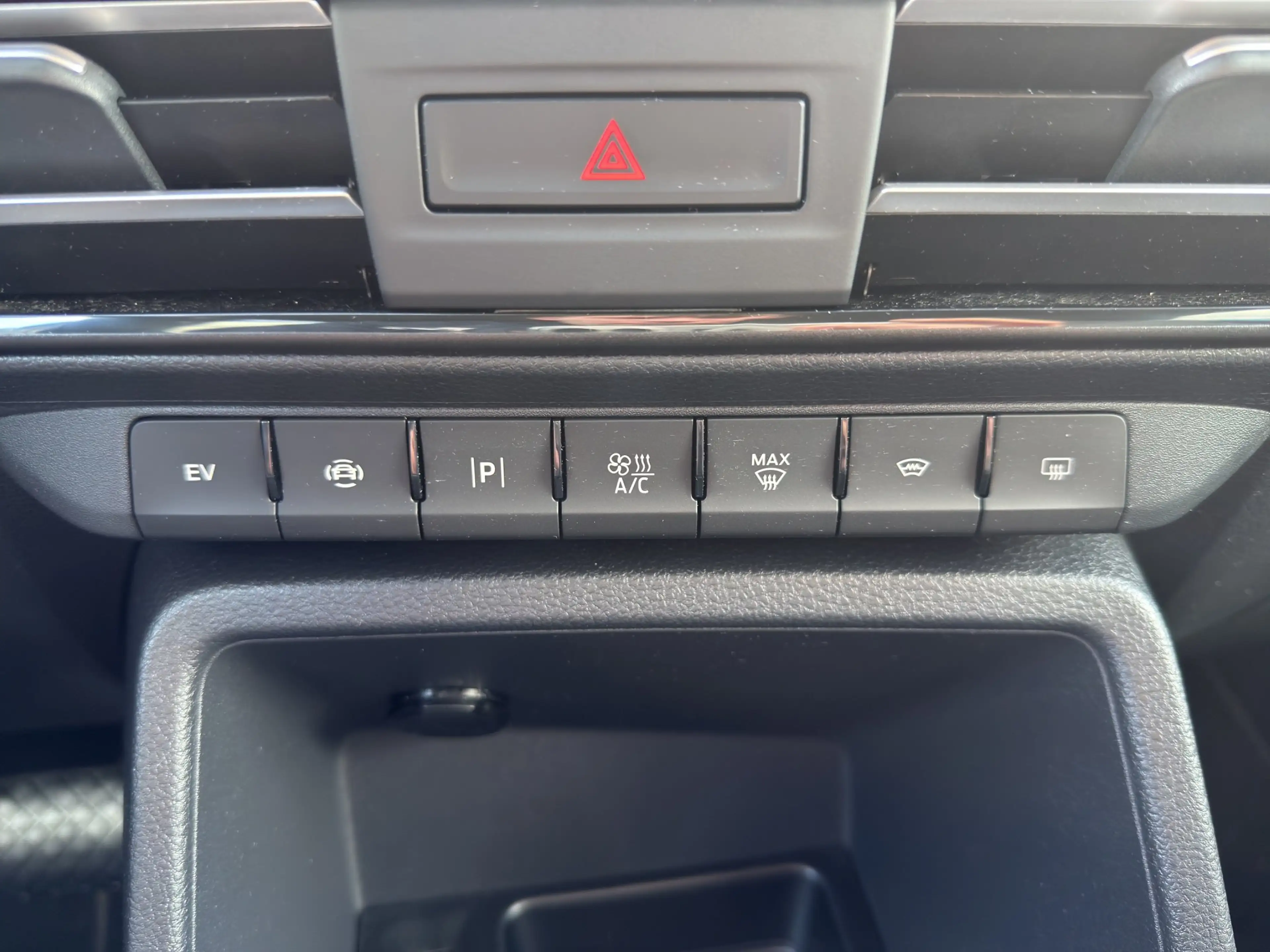 Ford Tourneo Connect Grand Titanium 1.5 EcoBoost PHEV *ERGO-SITZ* — photo 22