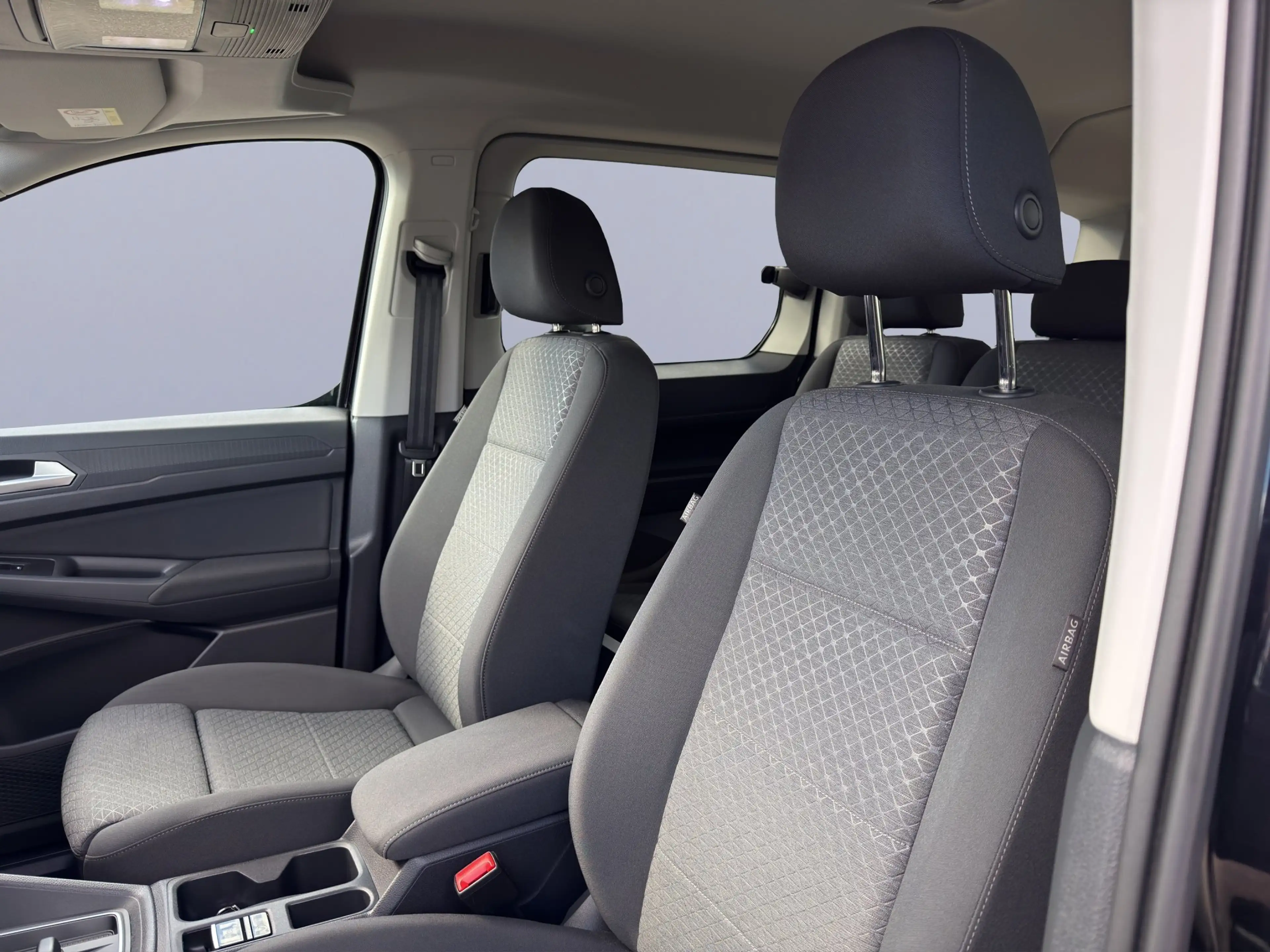 Ford Tourneo Connect Grand Titanium 1.5 EcoBoost PHEV *ERGO-SITZ* — photo 17