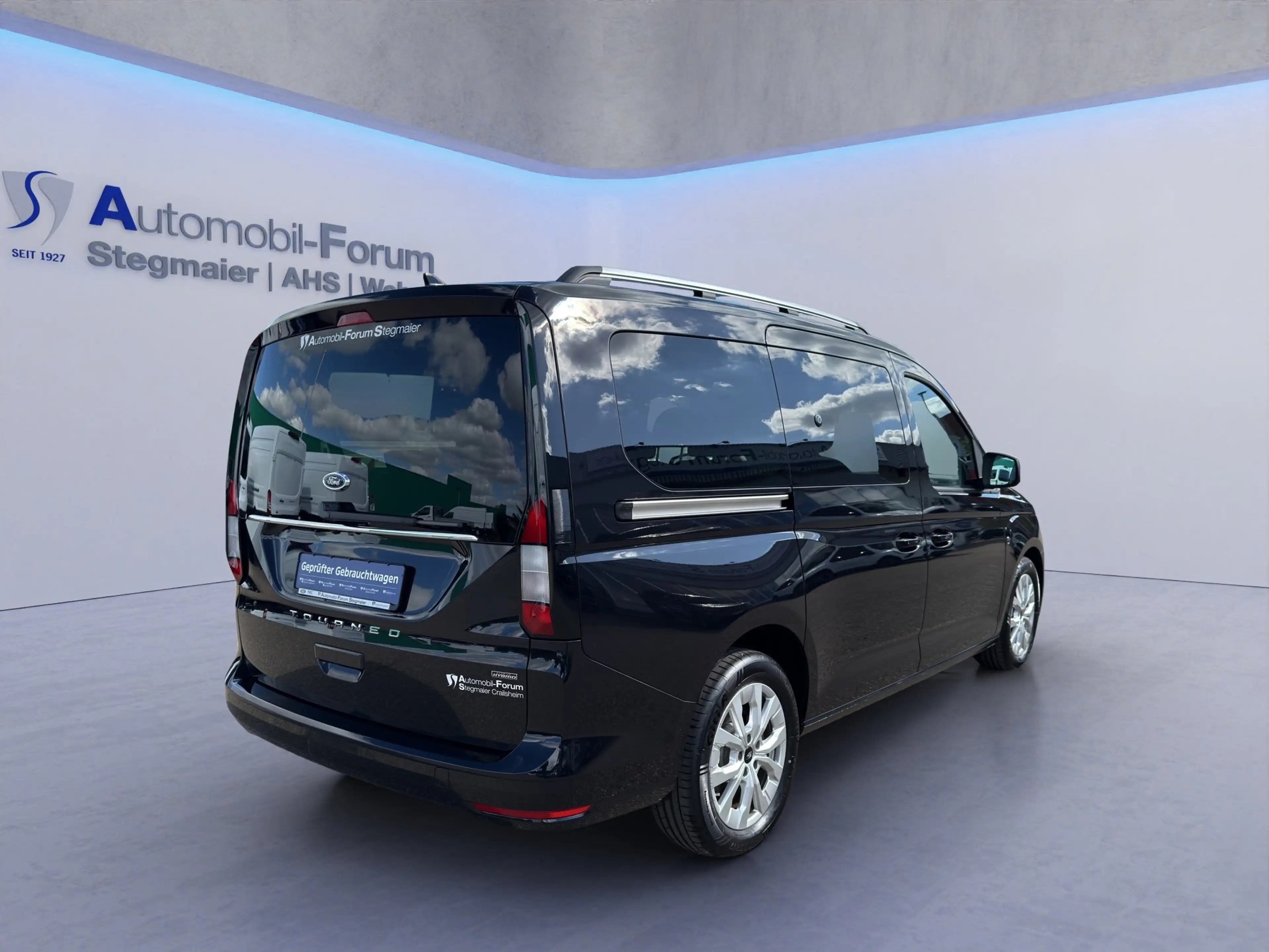 Ford Tourneo Connect Grand Titanium 1.5 EcoBoost PHEV *ERGO-SITZ* — photo 6