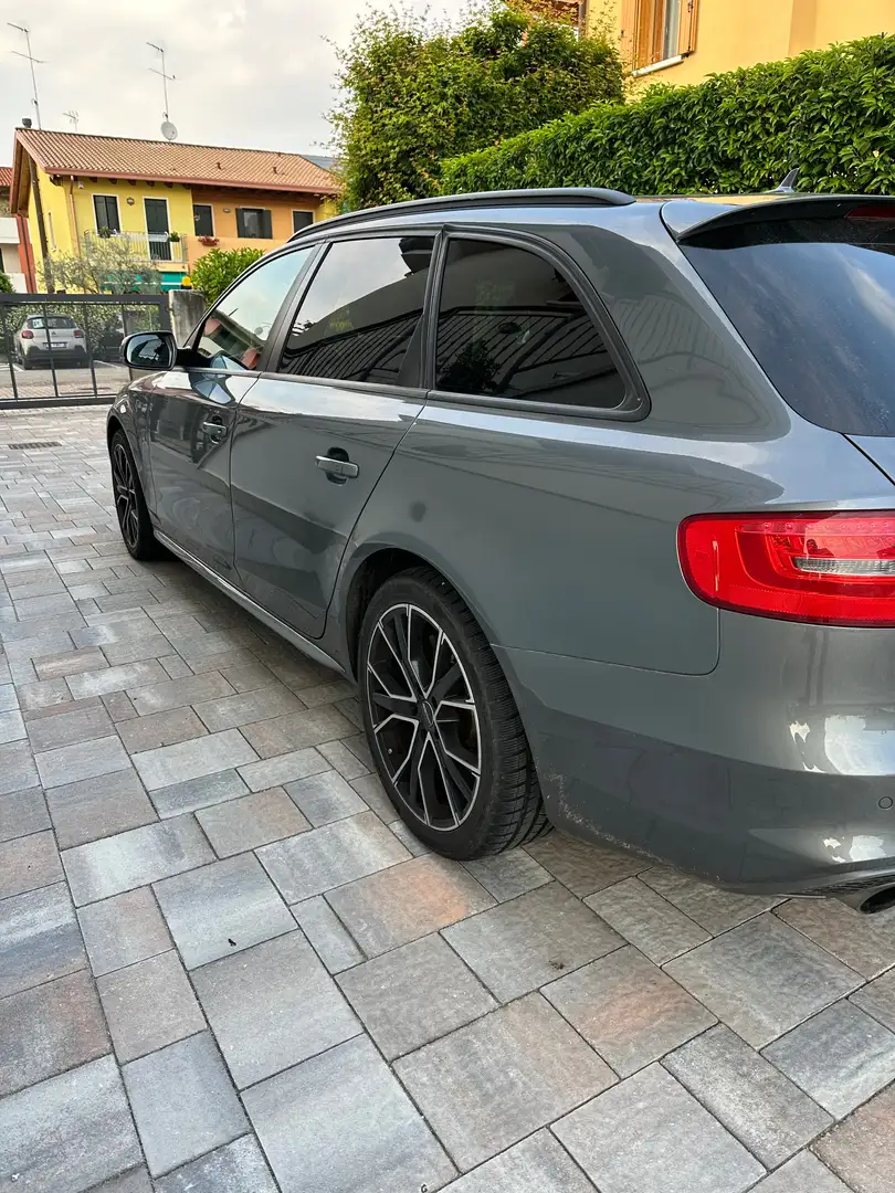 Audi A4 A4 Avant 2.0 tdi quattro 177cv s-tronic Grigio - 2