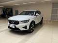 Volvo XC40 XC40 B3 automatico Core Weiß - thumbnail 1