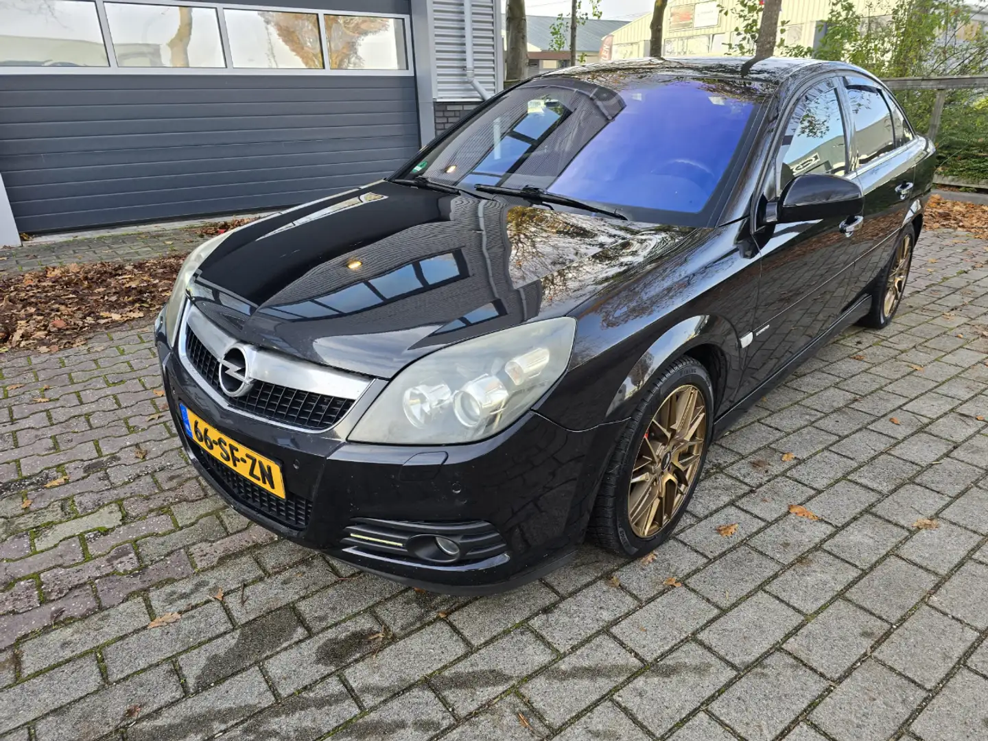 Opel Vectra GTS 2.8 V6 Sport Automaat Schwarz - 1