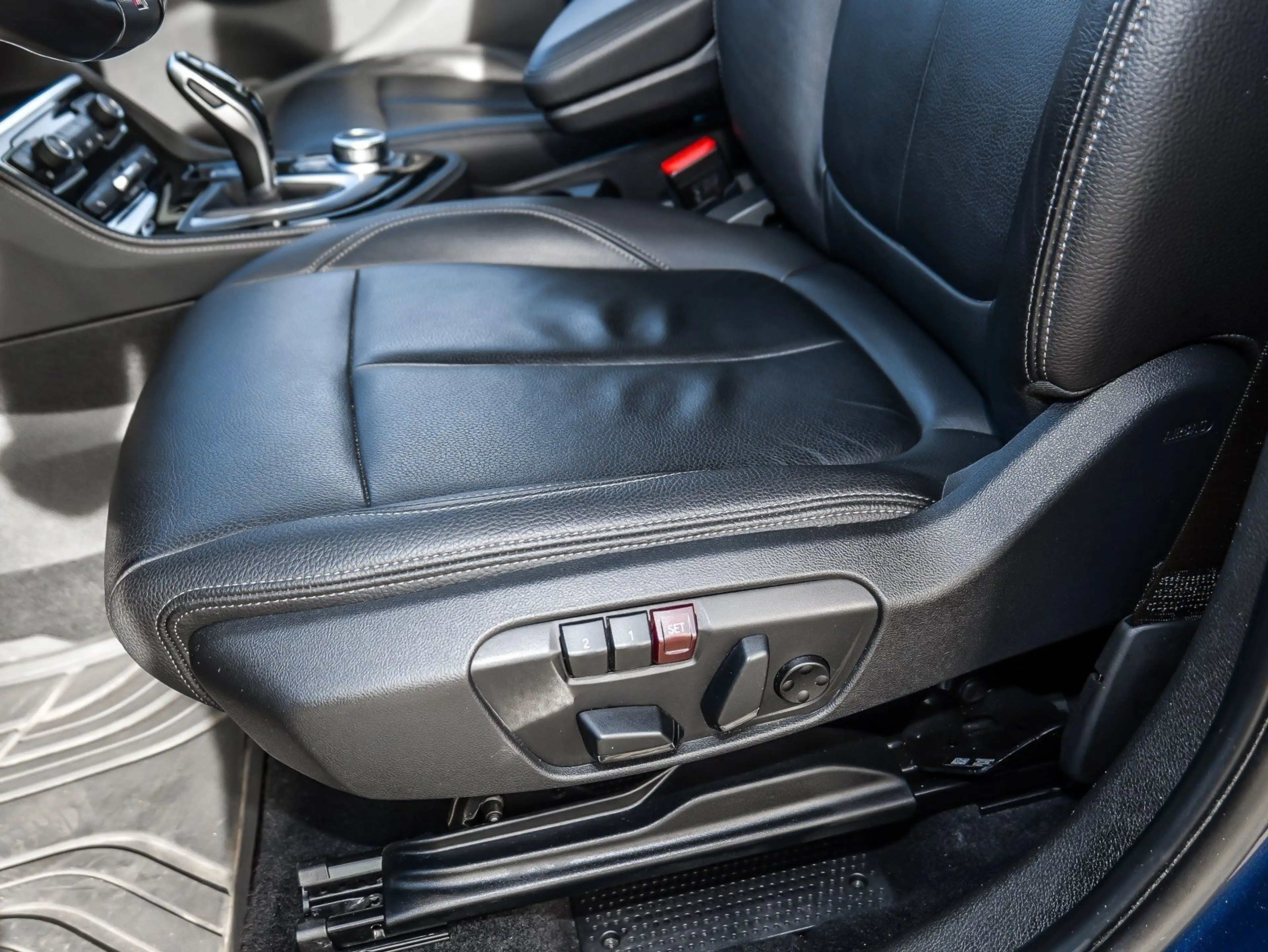 BMW 218 i Gran Tourer Luxury Line 3.Sitzreihe HuD LED RFK — photo 23