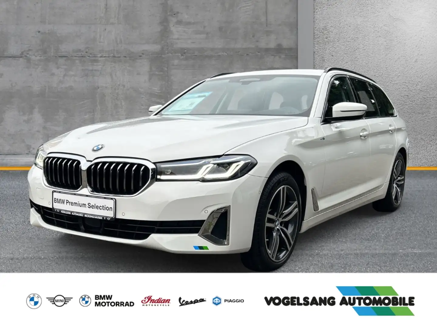 BMW 520 dxDriveTouring,Standheizung,Laserlicht,HeadUp Weiß - 1