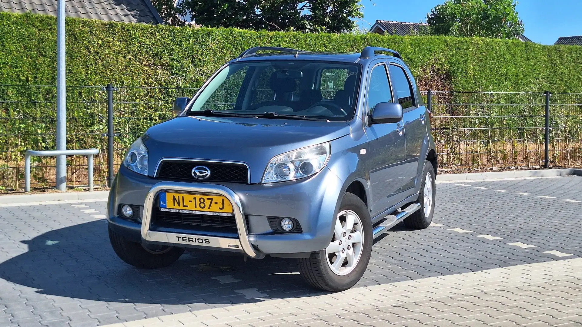Daihatsu Terios 1.5-16v Expedit. 4WD Grijs - 2