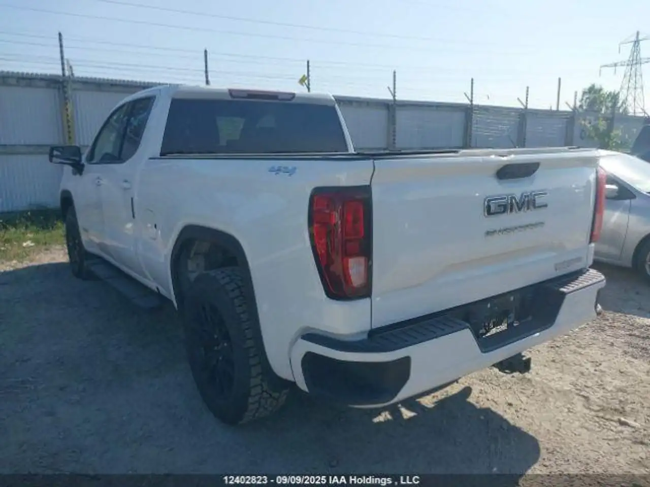 GMC Sierra 1500 снимка GMC Sierra 1500