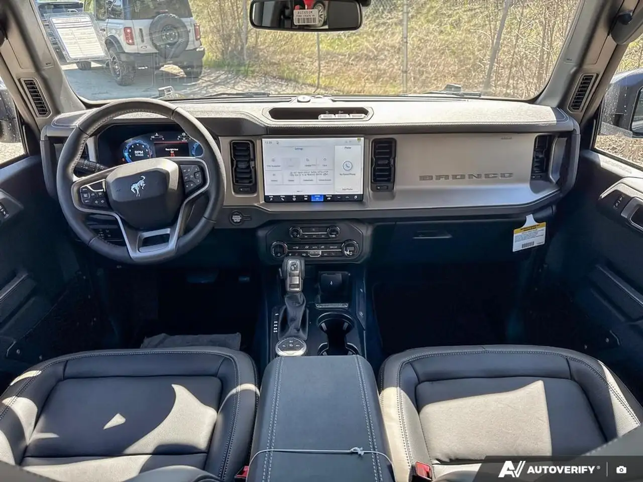 Ford Bronco снимка Ford Bronco