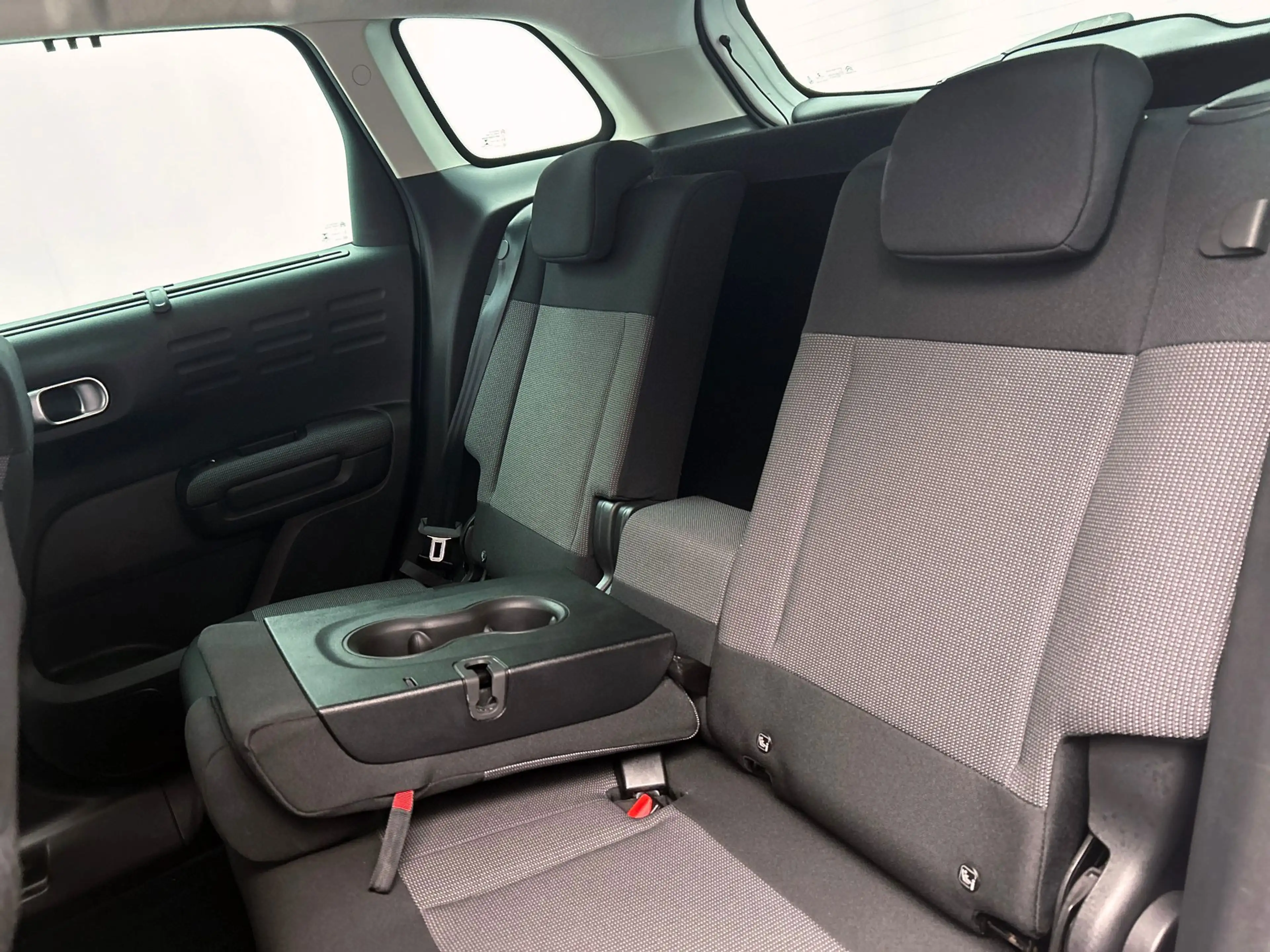 Citroen C3 Aircross 1.2 PureTech S&S Business | distributie vv. | Clim — photo 15