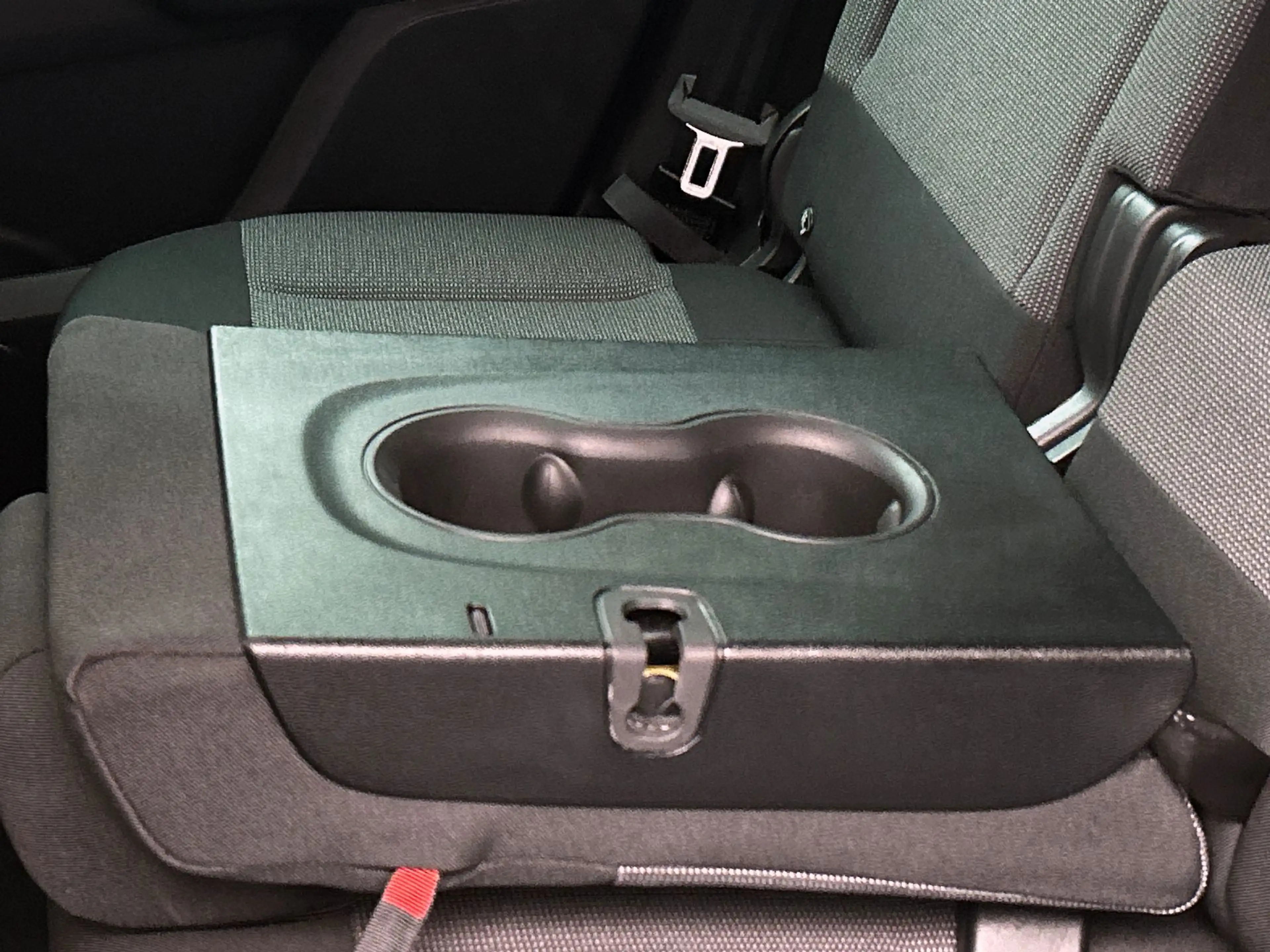 Citroen C3 Aircross 1.2 PureTech S&S Business | distributie vv. | Clim — photo 40