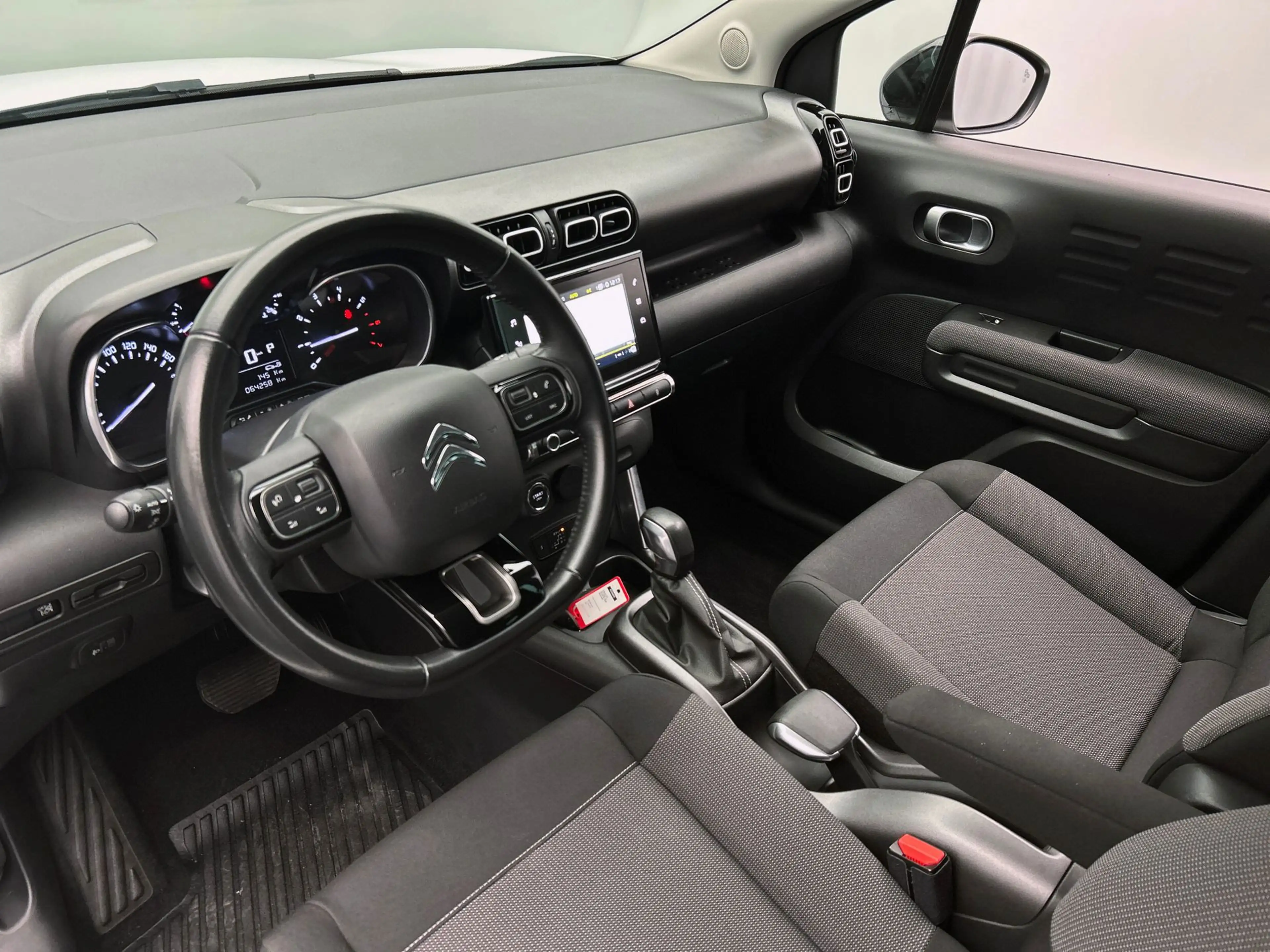 Citroen C3 Aircross 1.2 PureTech S&S Business | distributie vv. | Clim — photo 26
