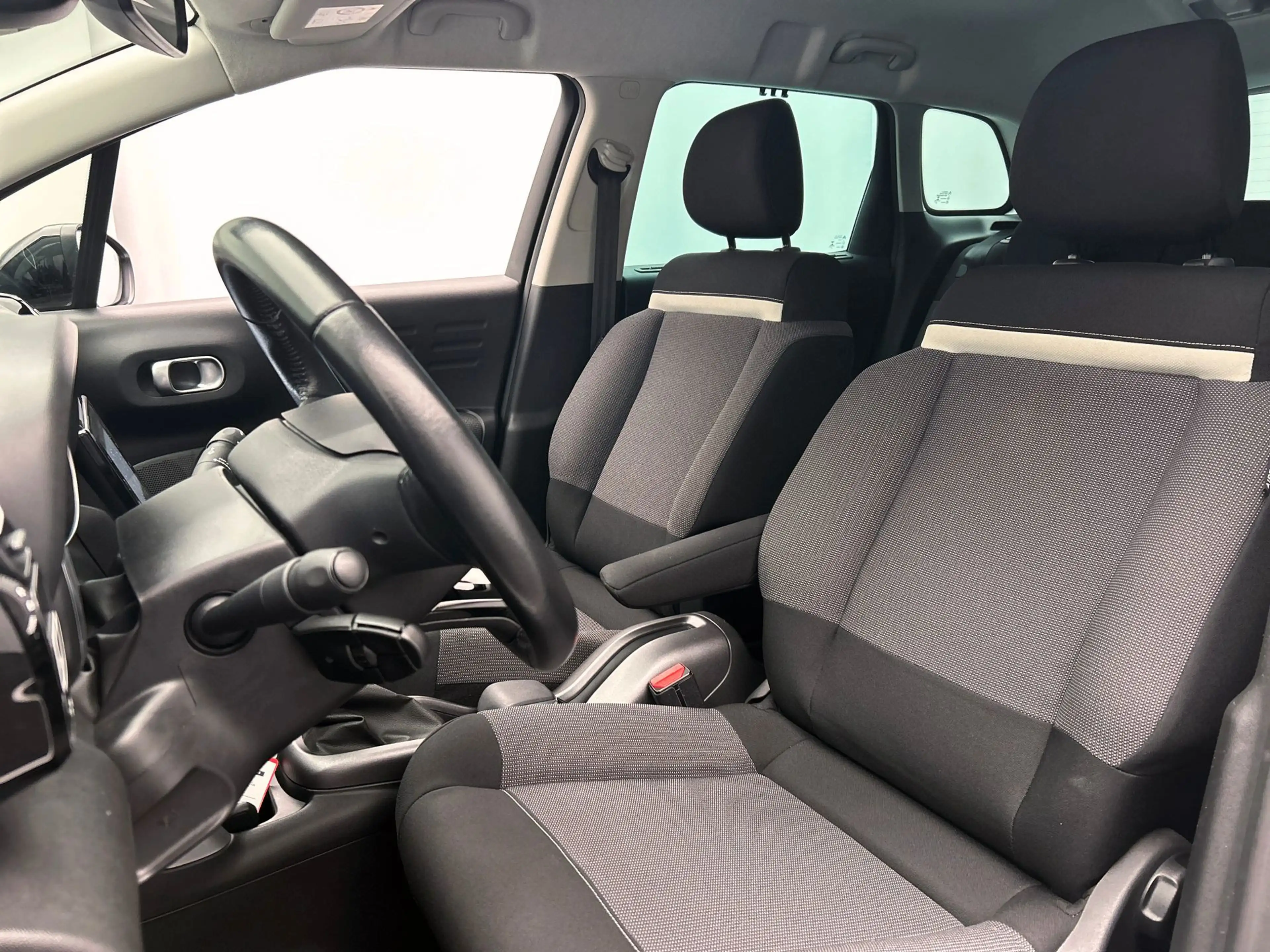 Citroen C3 Aircross 1.2 PureTech S&S Business | distributie vv. | Clim — photo 38