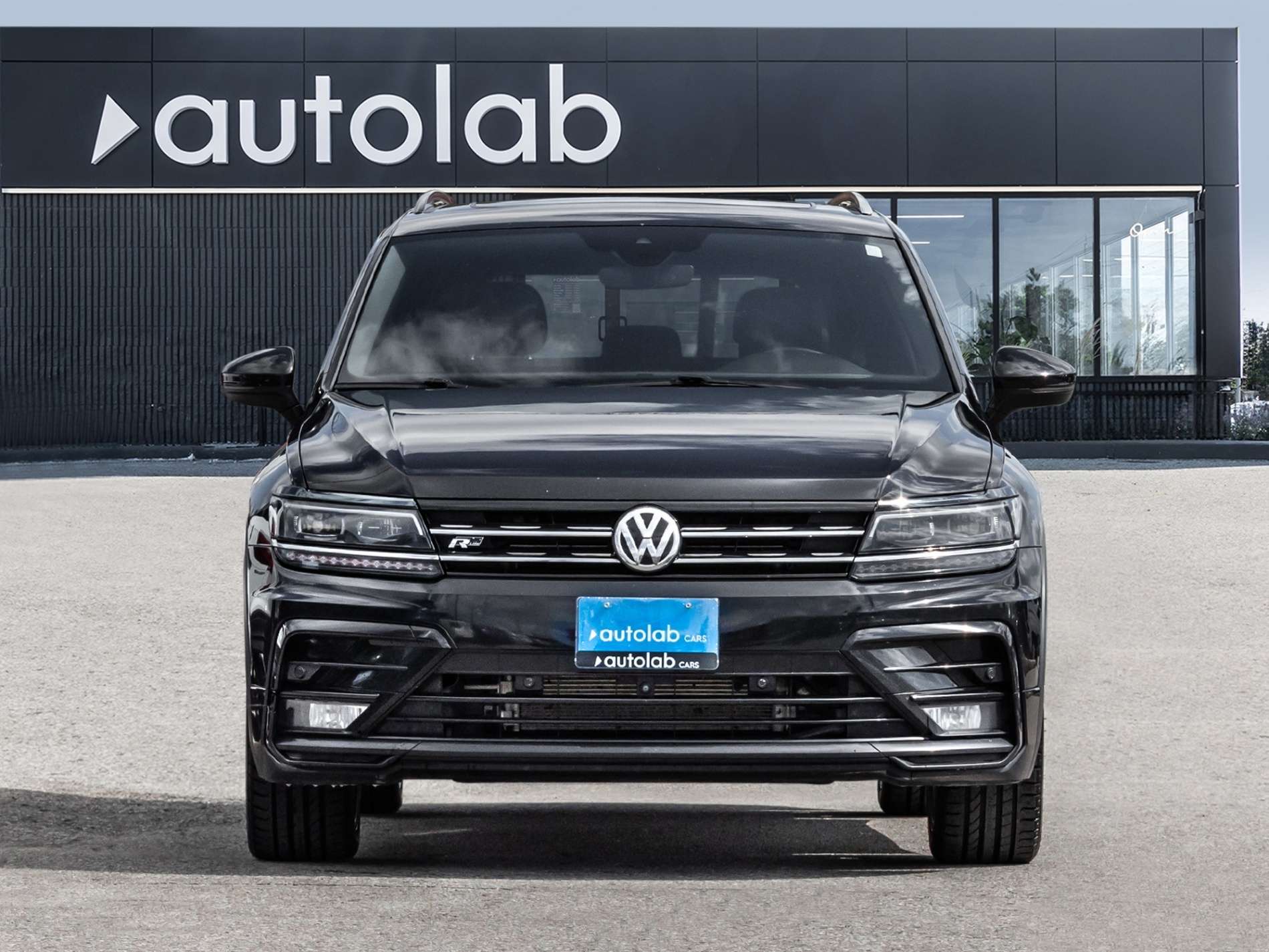 2018 Volkswagen Tiguan Highline R-Line 4Motion | Digital Cockpit | Panora — снимка 1