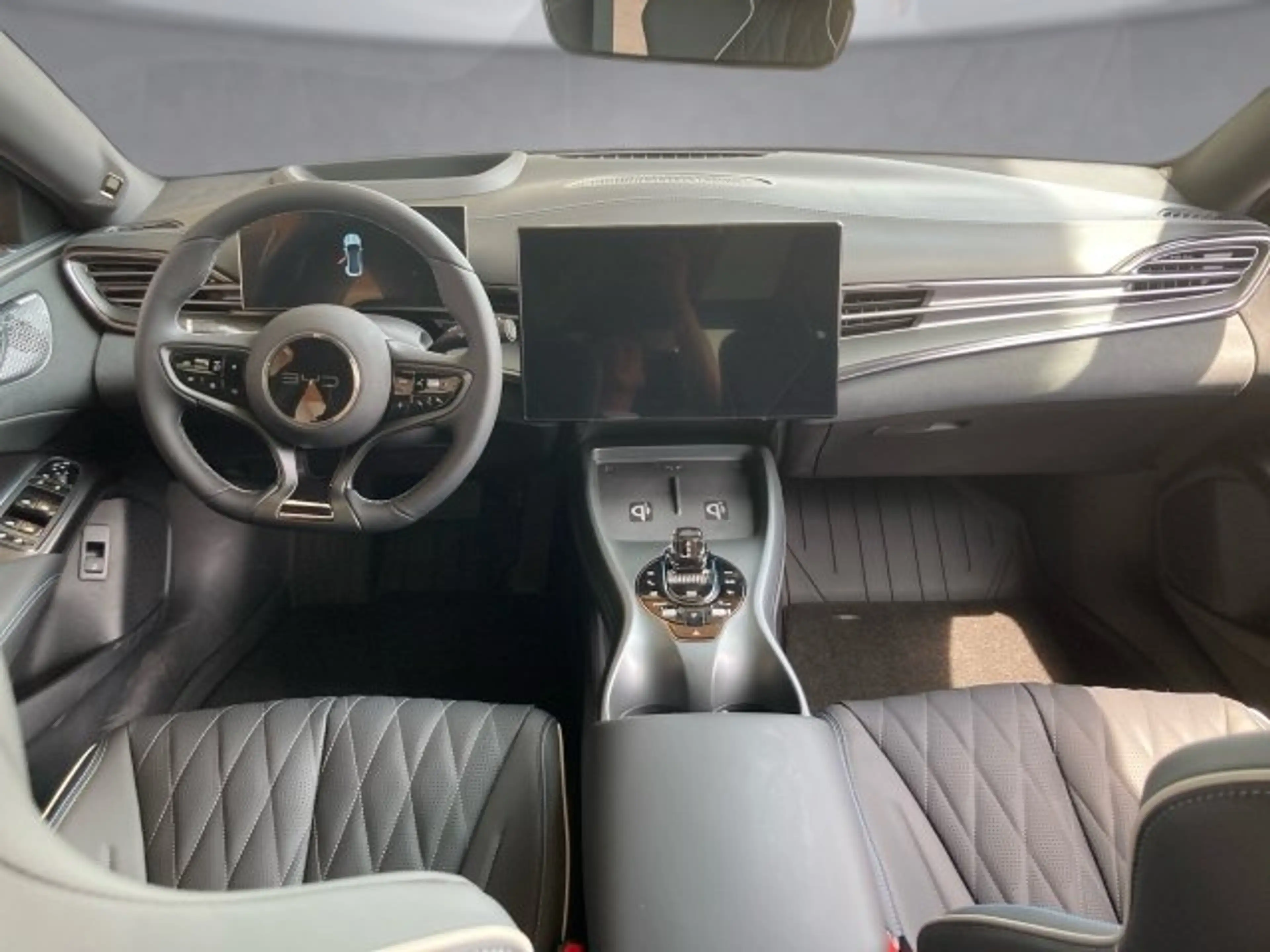 BYD Seal Excellence AWD MY26 — photo 9