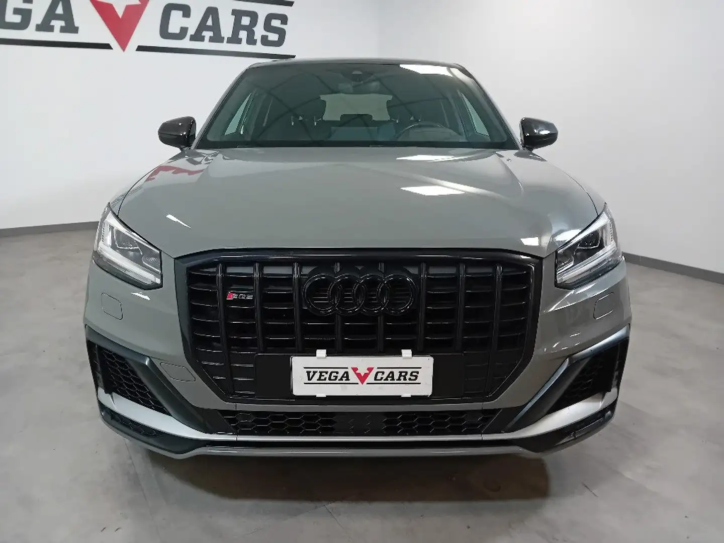 Audi SQ2 TFSI quattro S tronic Grijs - 2
