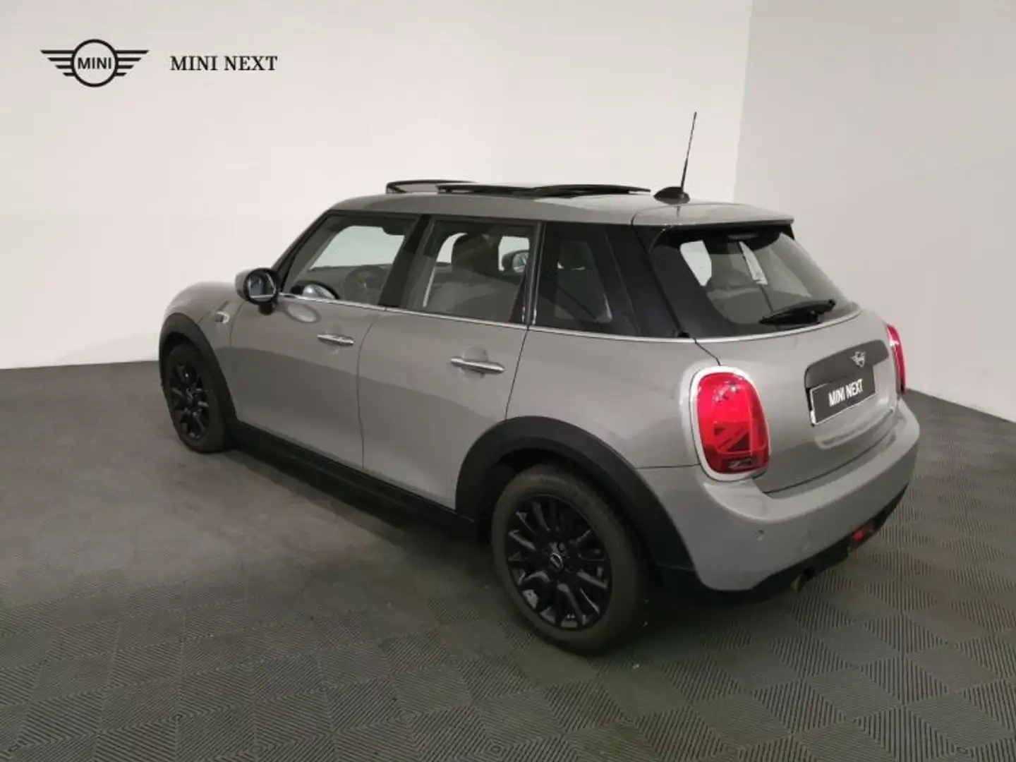 MINI One One 102ch Edition Greenwich 115g Gris - 2