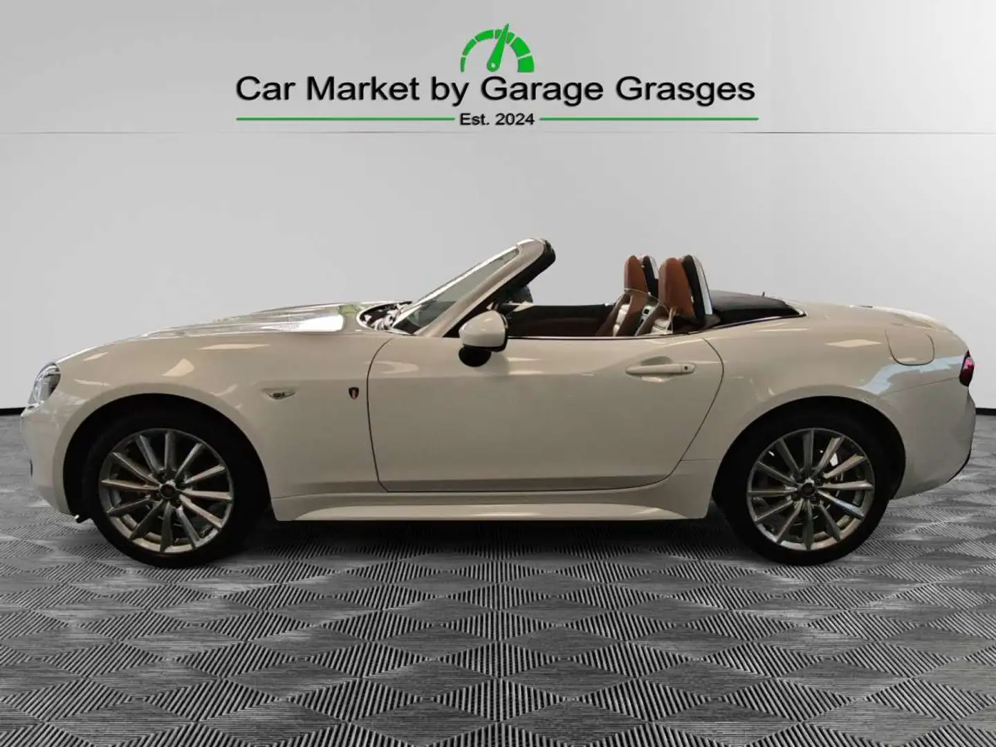 Fiat 124 Spider 124 Spider Lusso Wit - 2
