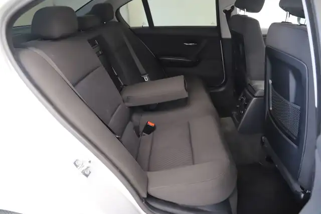 BMW I view 12