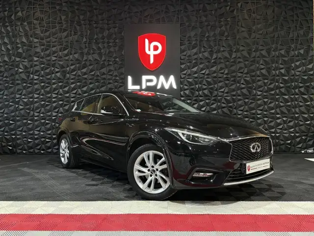 Infiniti Q30 1.6t 156ch Premium Tech DCT7