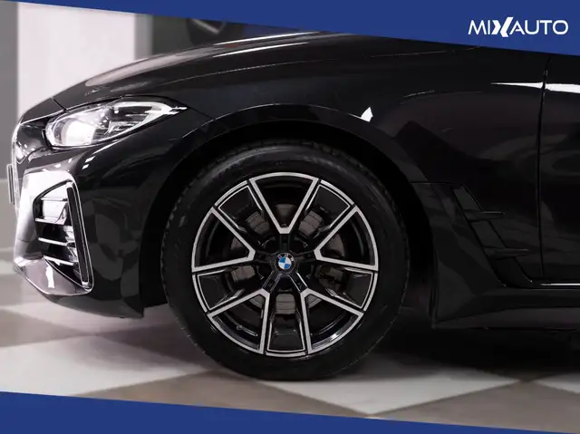 BMW 4 Series view 8