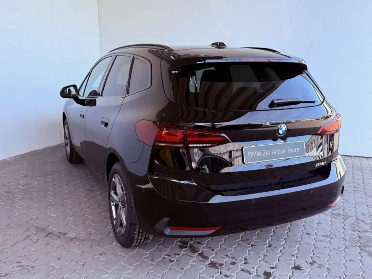 BMW 218 i ActiveTourer !! HERBSTKNALLER !! Schwarz - 2