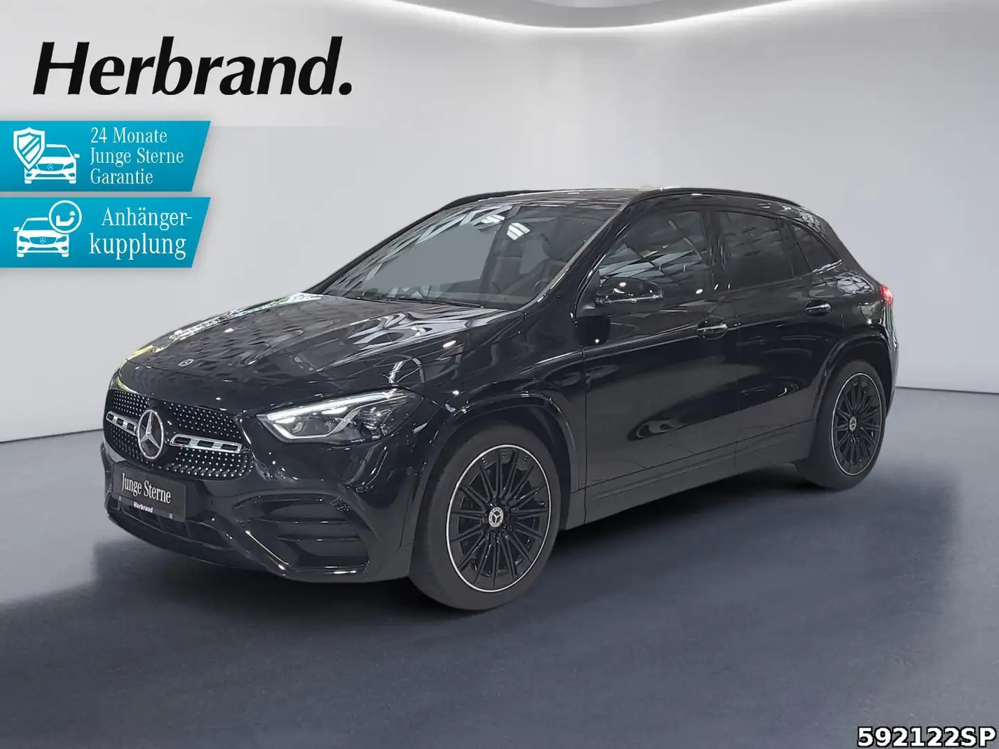Mercedes-Benz GLA 250 4M AMG Pano AHK 360° Multibeam HUD Schwarz - 1