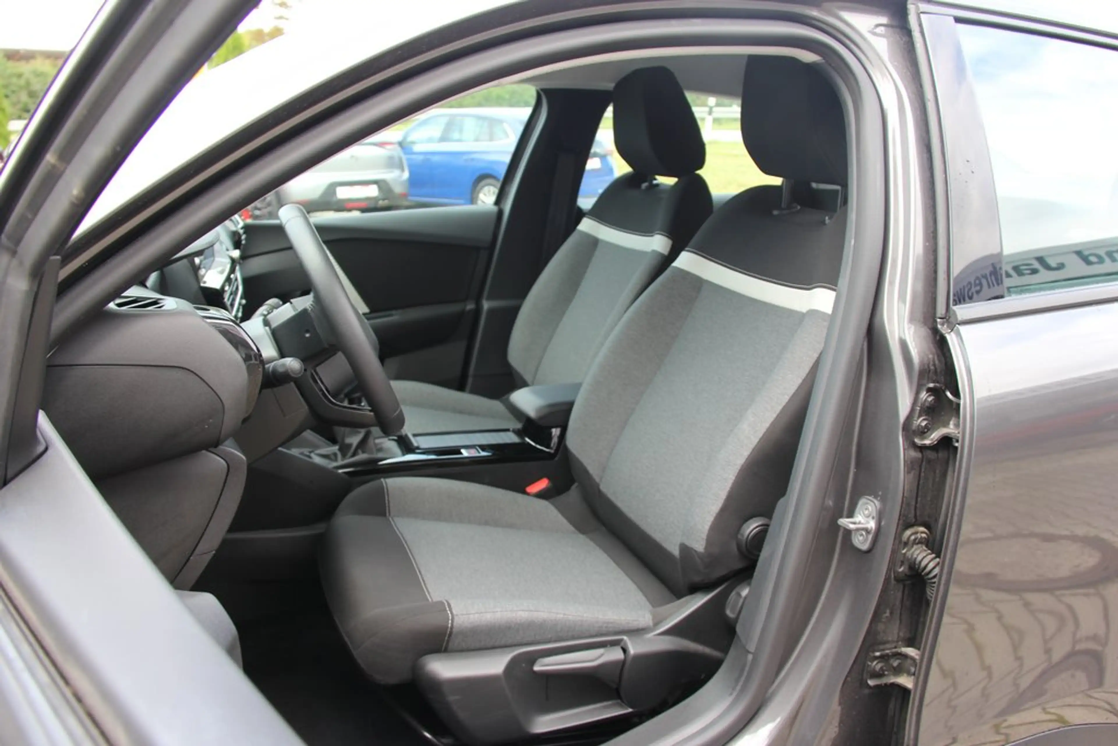 Citroen C4 X 1.0i 101PS YOU Klimaautomatik ALU 18 ZOLL — photo 5