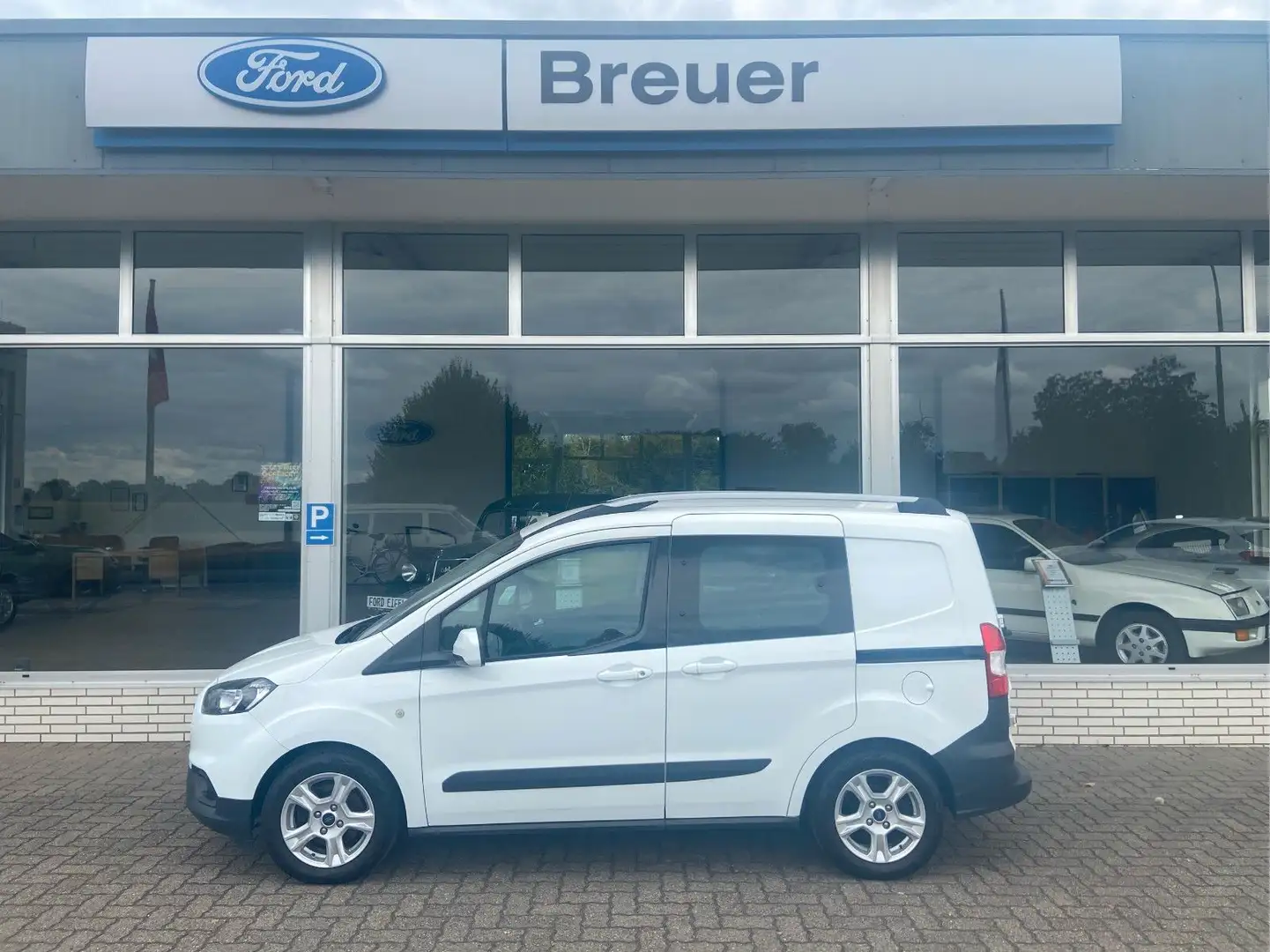 Ford Transit Courier Kombi Trend, AHK Weiß - 1
