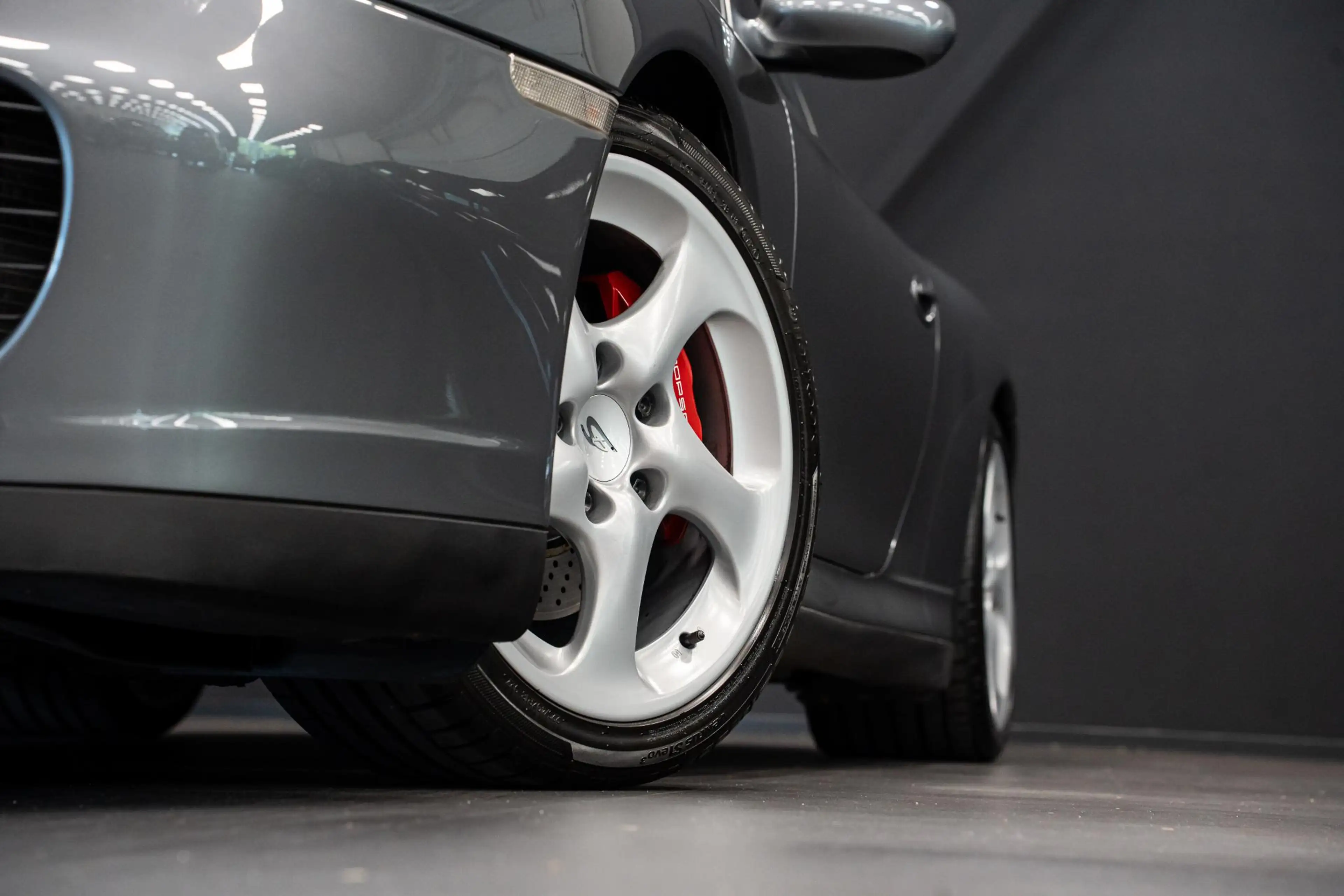 Porsche 996 3.6 Coupé Carrera 4S *Elektr. schuifdak / Bi-xenon — photo 7