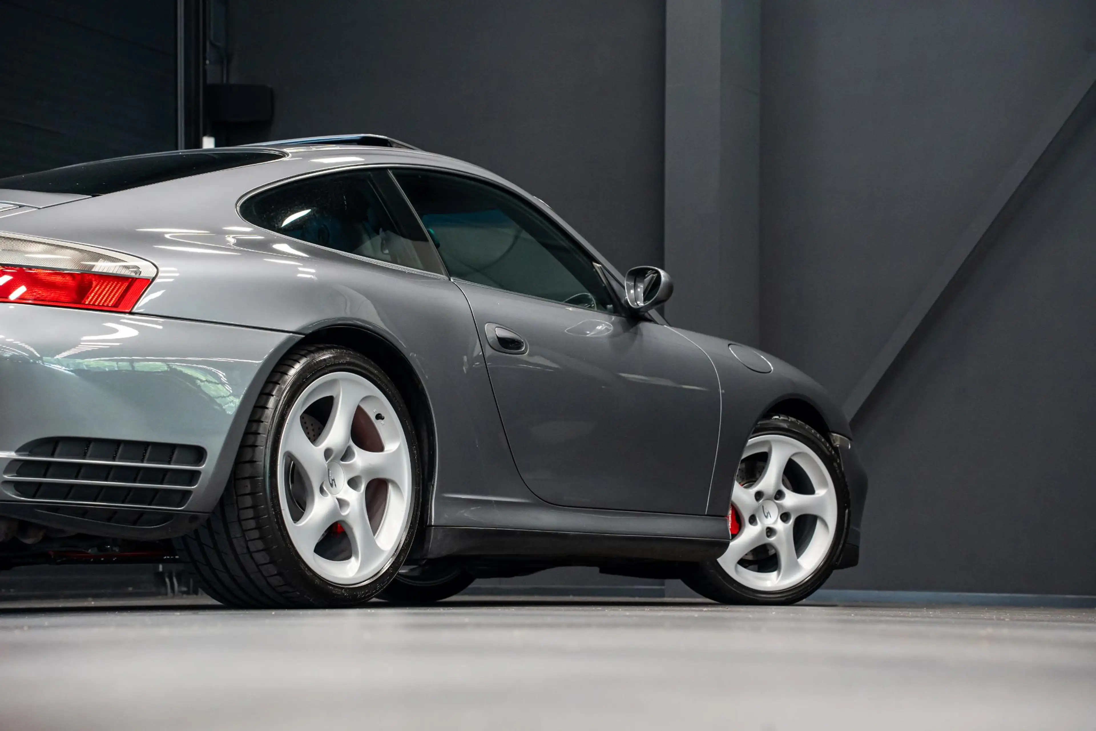 Porsche 996 3.6 Coupé Carrera 4S *Elektr. schuifdak / Bi-xenon — photo 27