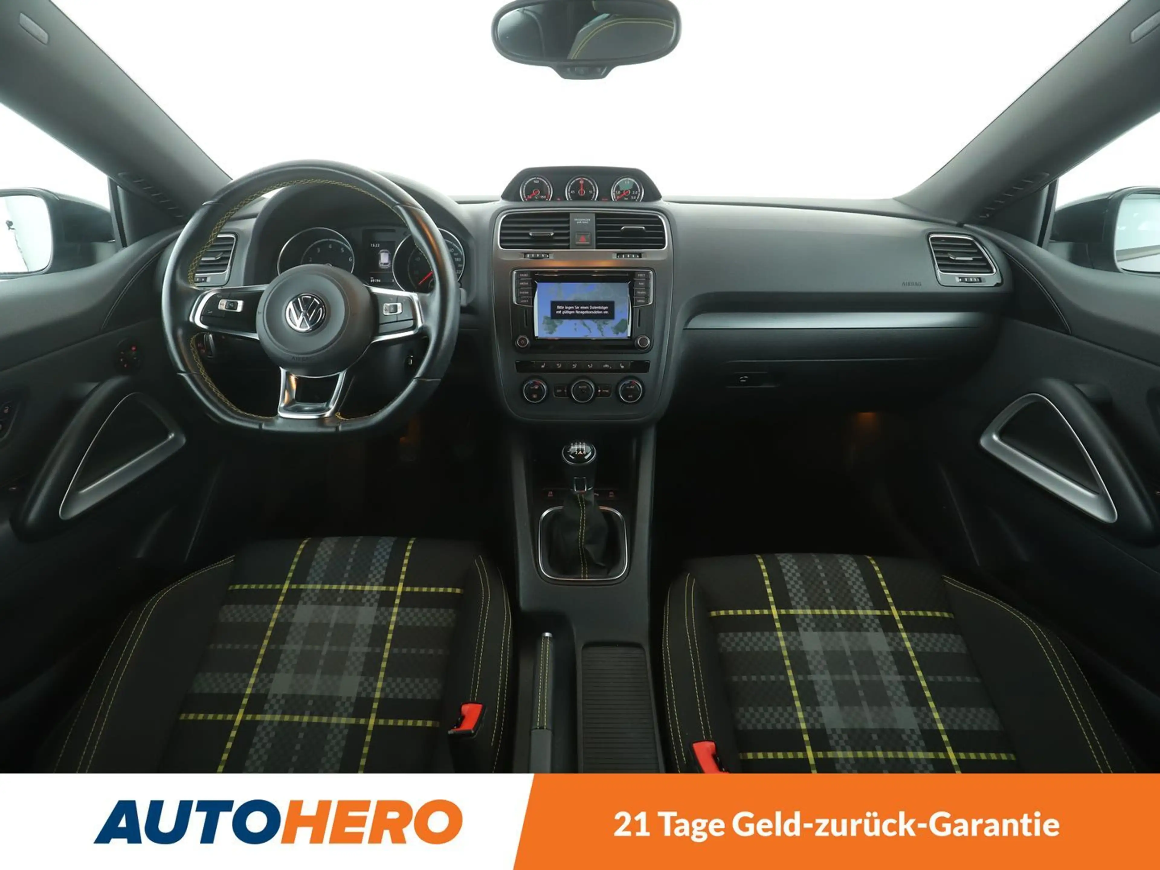 Volkswagen Scirocco 2.0 TSI Club BM*NAVI*CAM*PDC*SHZ*KLIMA*TEMPO* — photo 12