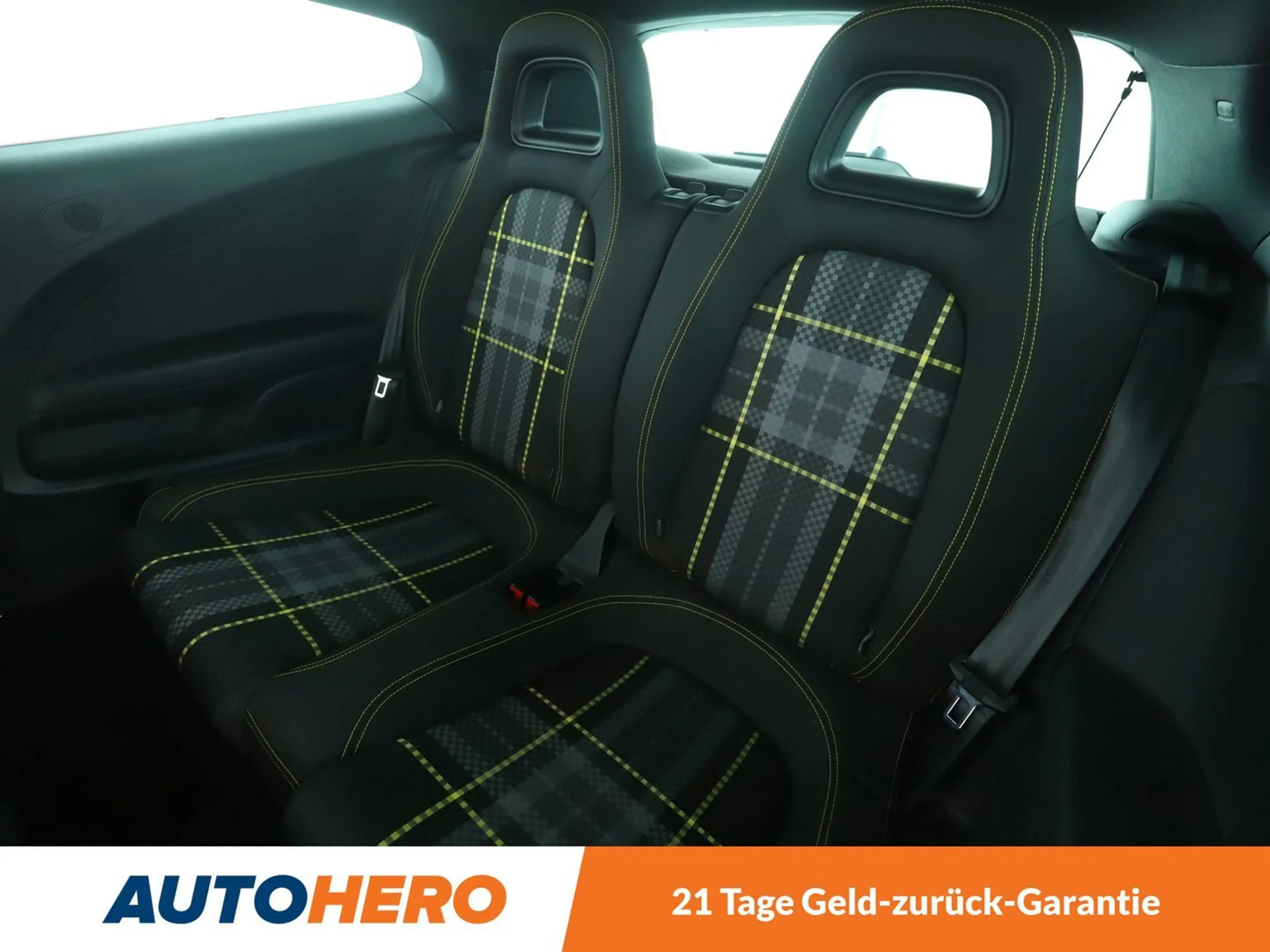 Volkswagen Scirocco 2.0 TSI Club BM*NAVI*CAM*PDC*SHZ*KLIMA*TEMPO* — photo 14