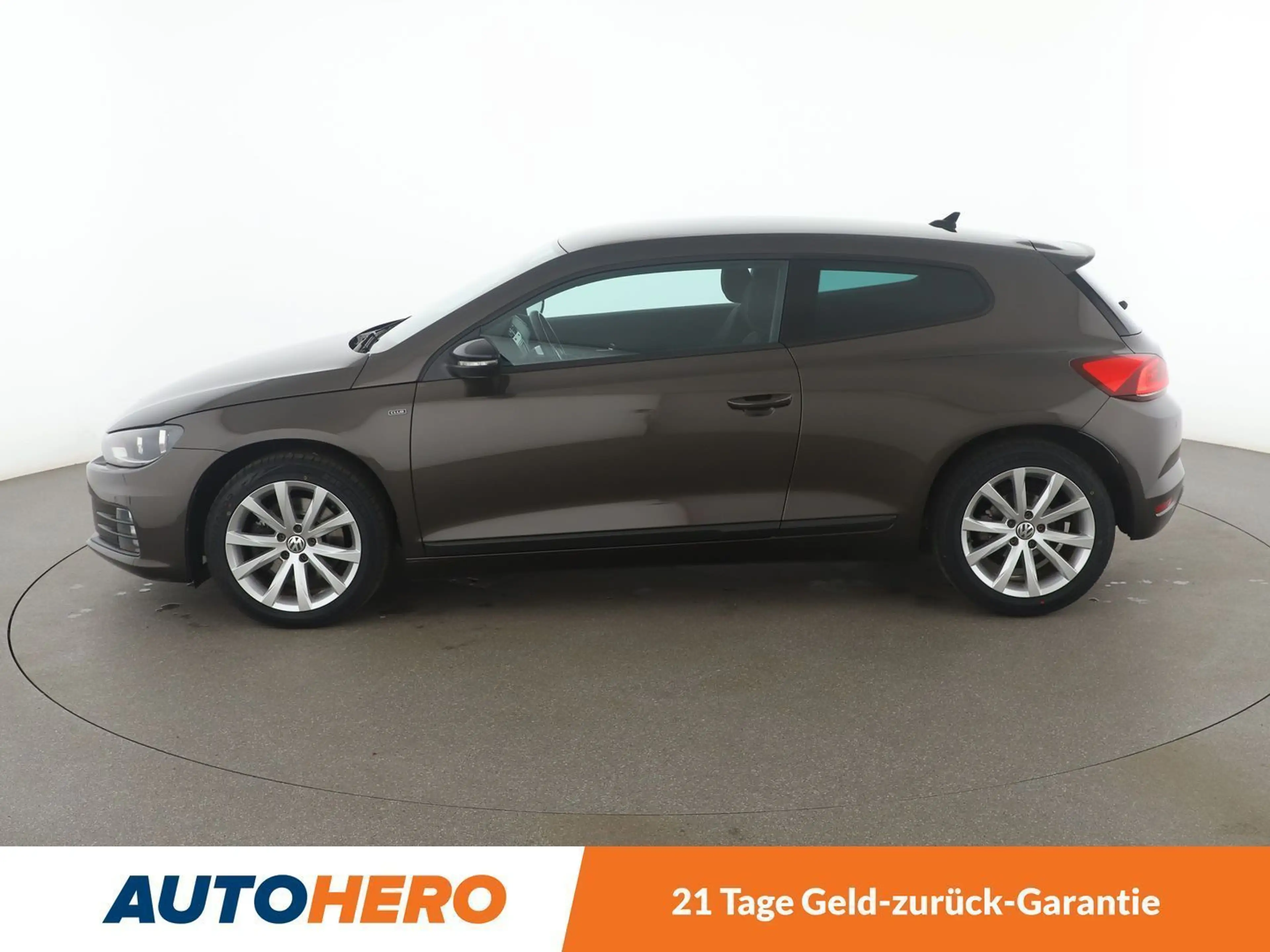 Volkswagen Scirocco 2.0 TSI Club BM*NAVI*CAM*PDC*SHZ*KLIMA*TEMPO* — photo 3
