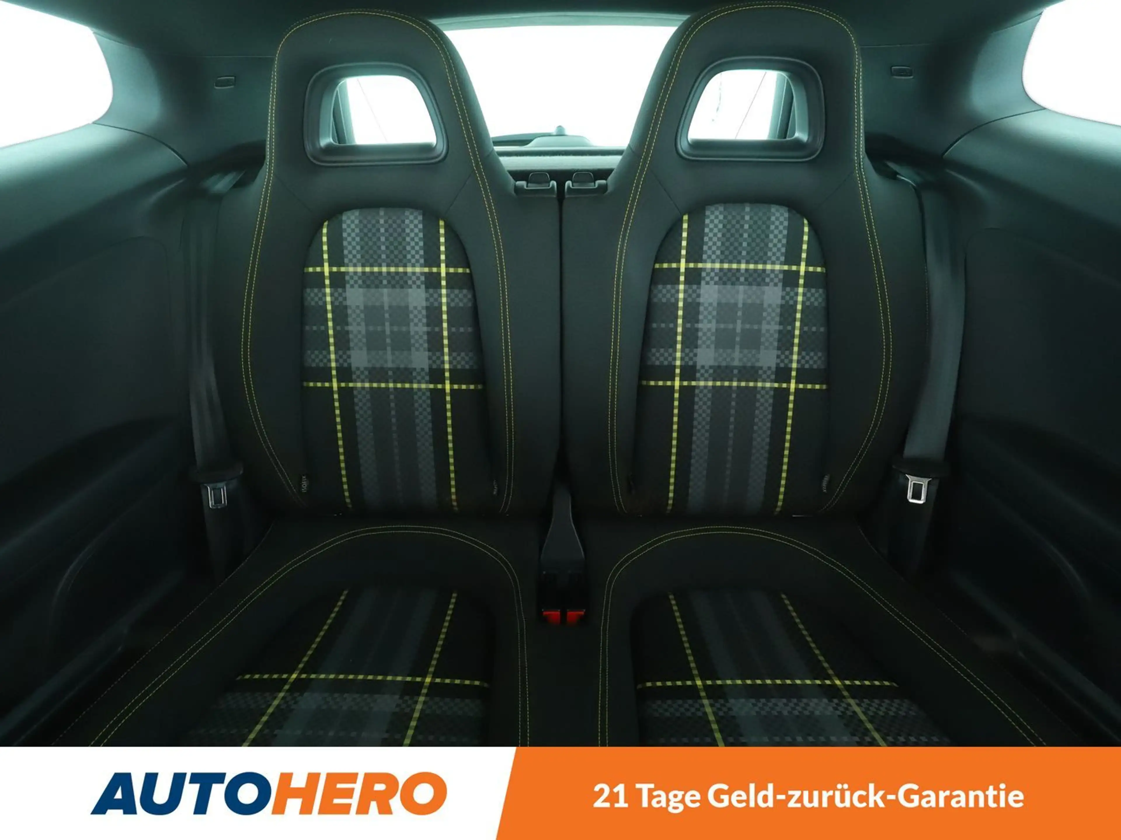 Volkswagen Scirocco 2.0 TSI Club BM*NAVI*CAM*PDC*SHZ*KLIMA*TEMPO* — photo 15