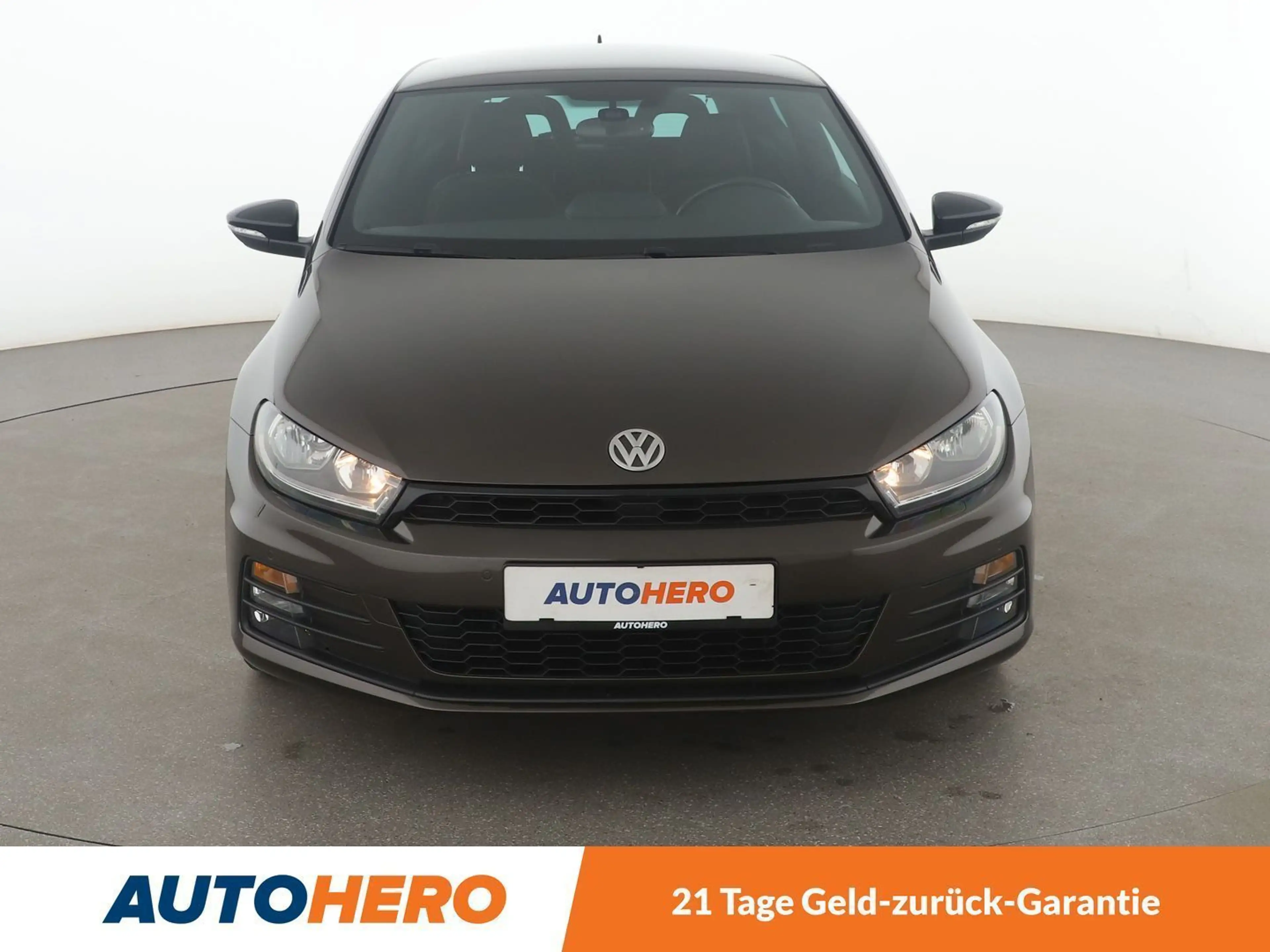 Volkswagen Scirocco 2.0 TSI Club BM*NAVI*CAM*PDC*SHZ*KLIMA*TEMPO* — photo 9