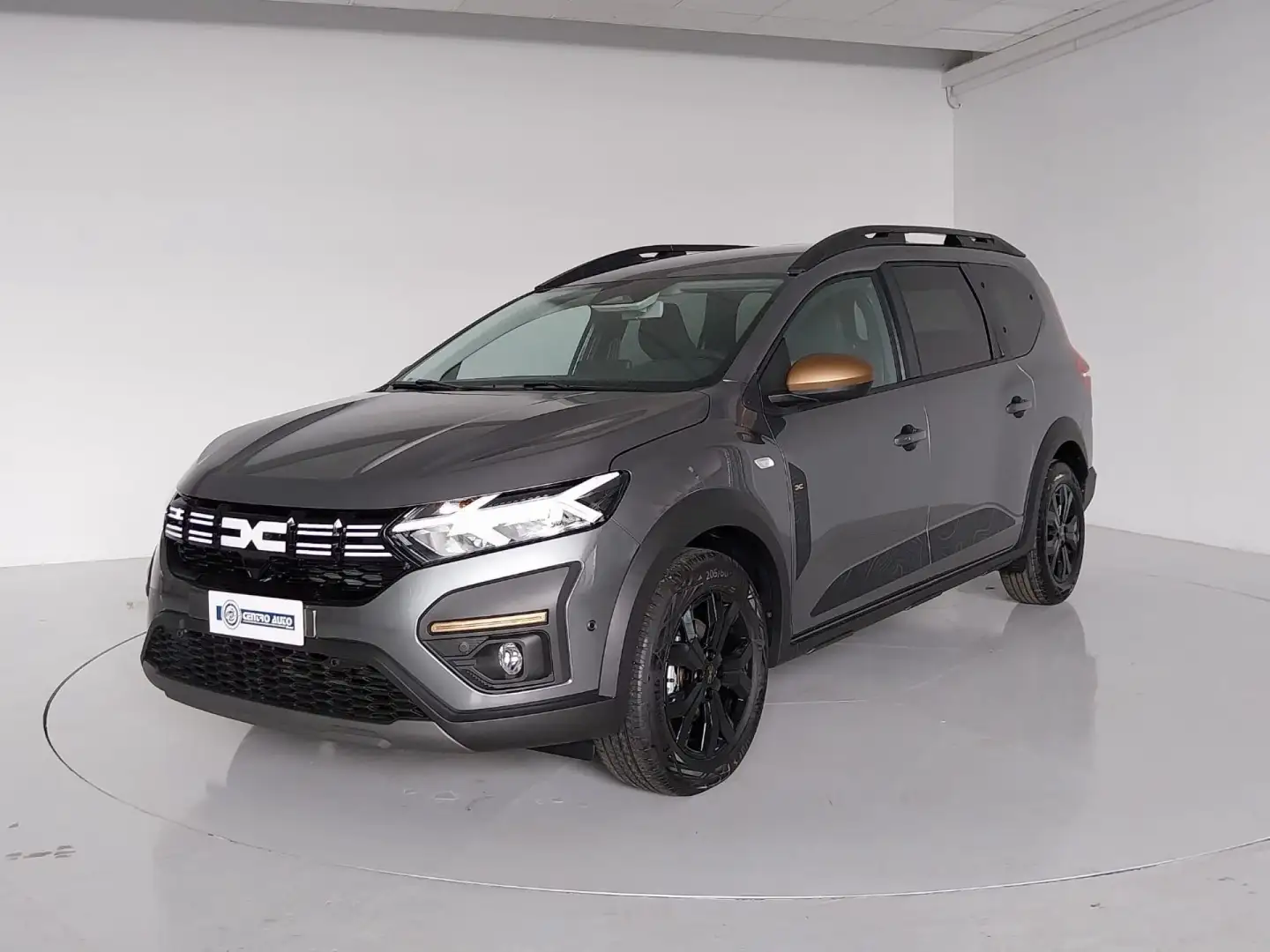 Dacia Jogger 1.0 TCe GPL 100 CV 7 posti Extreme Grau - 1