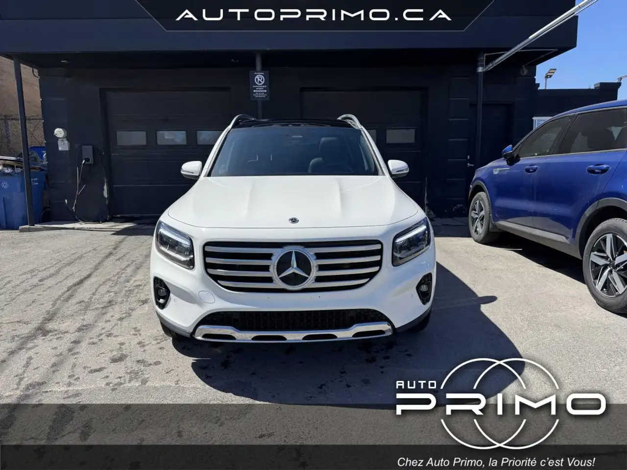 Mercedes-Benz GLB снимка Mercedes-Benz GLB