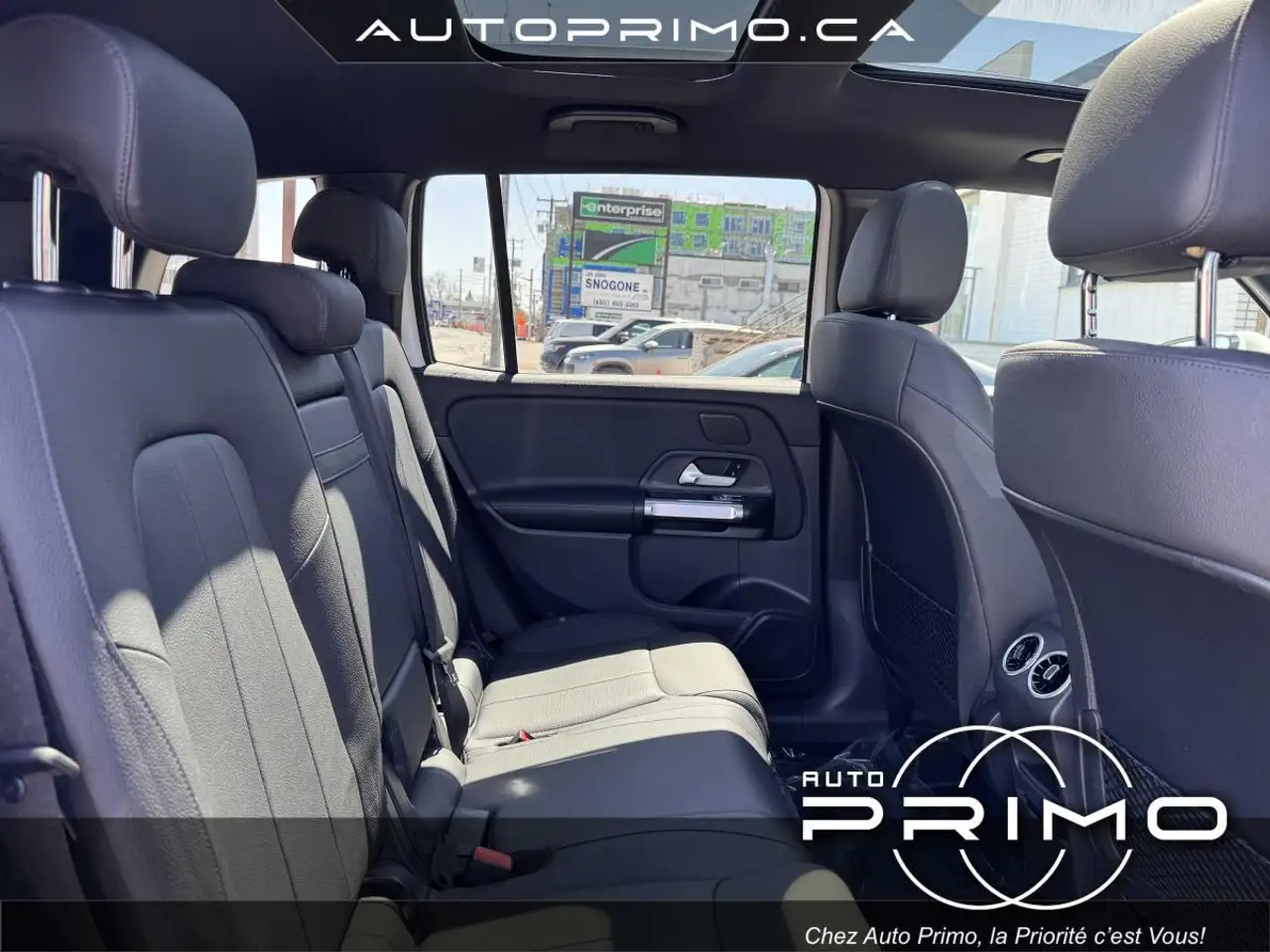 Mercedes-Benz GLB снимка Mercedes-Benz GLB