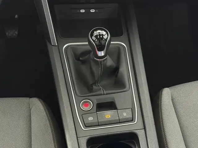Seat Leon view 11