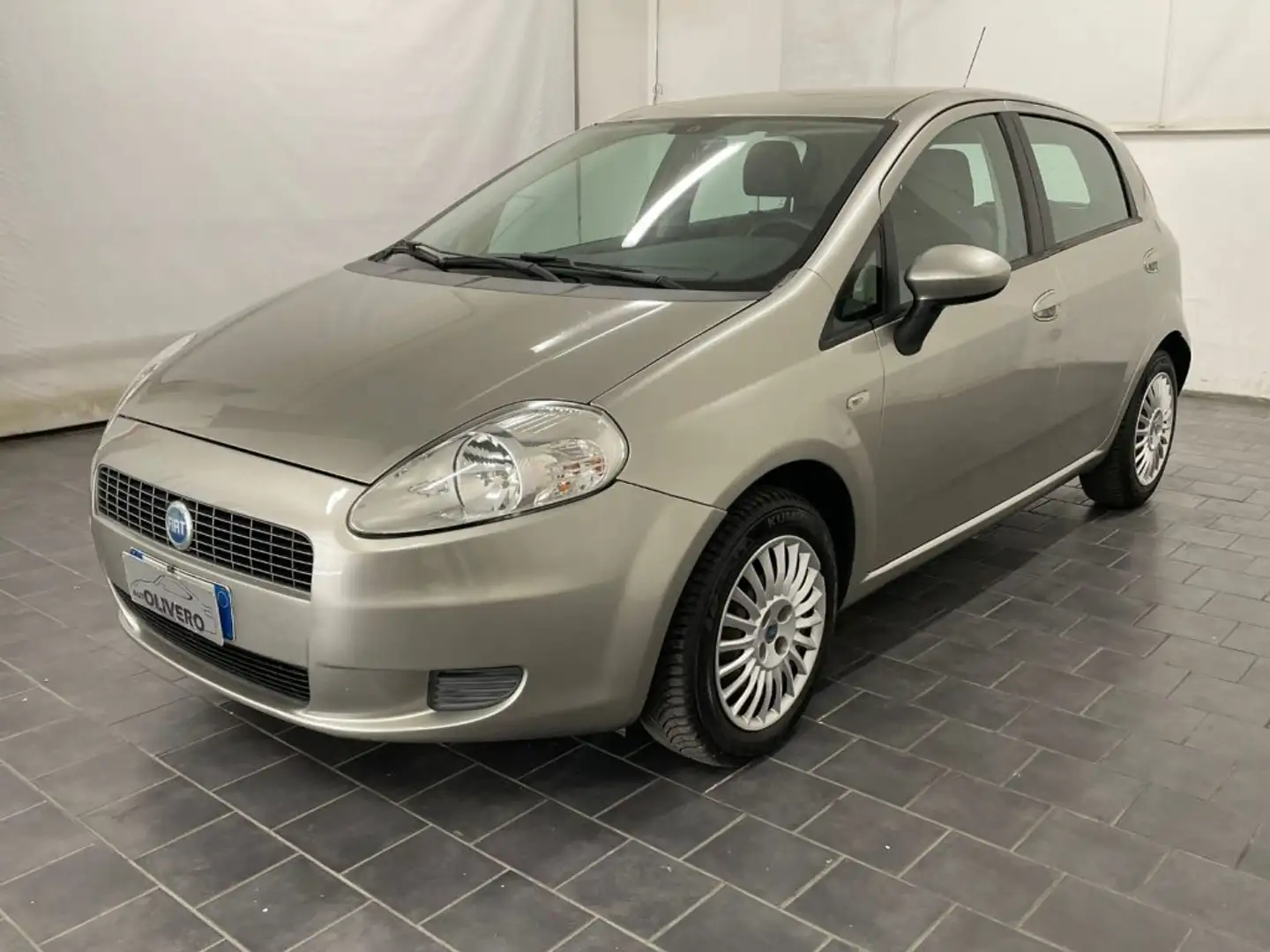 Fiat Grande Punto 1.2 5 porte 65cv Dynamic-UNIPRO Grigio - 2