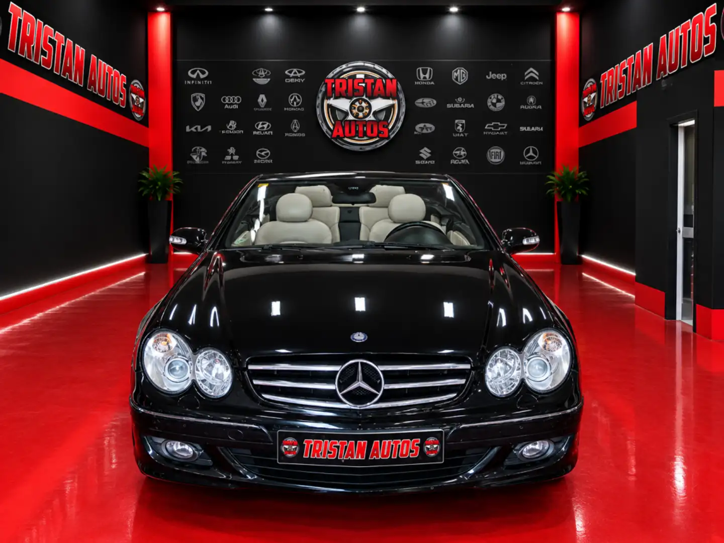 Mercedes-Benz CLK 200 K Avantgarde Negro - 1