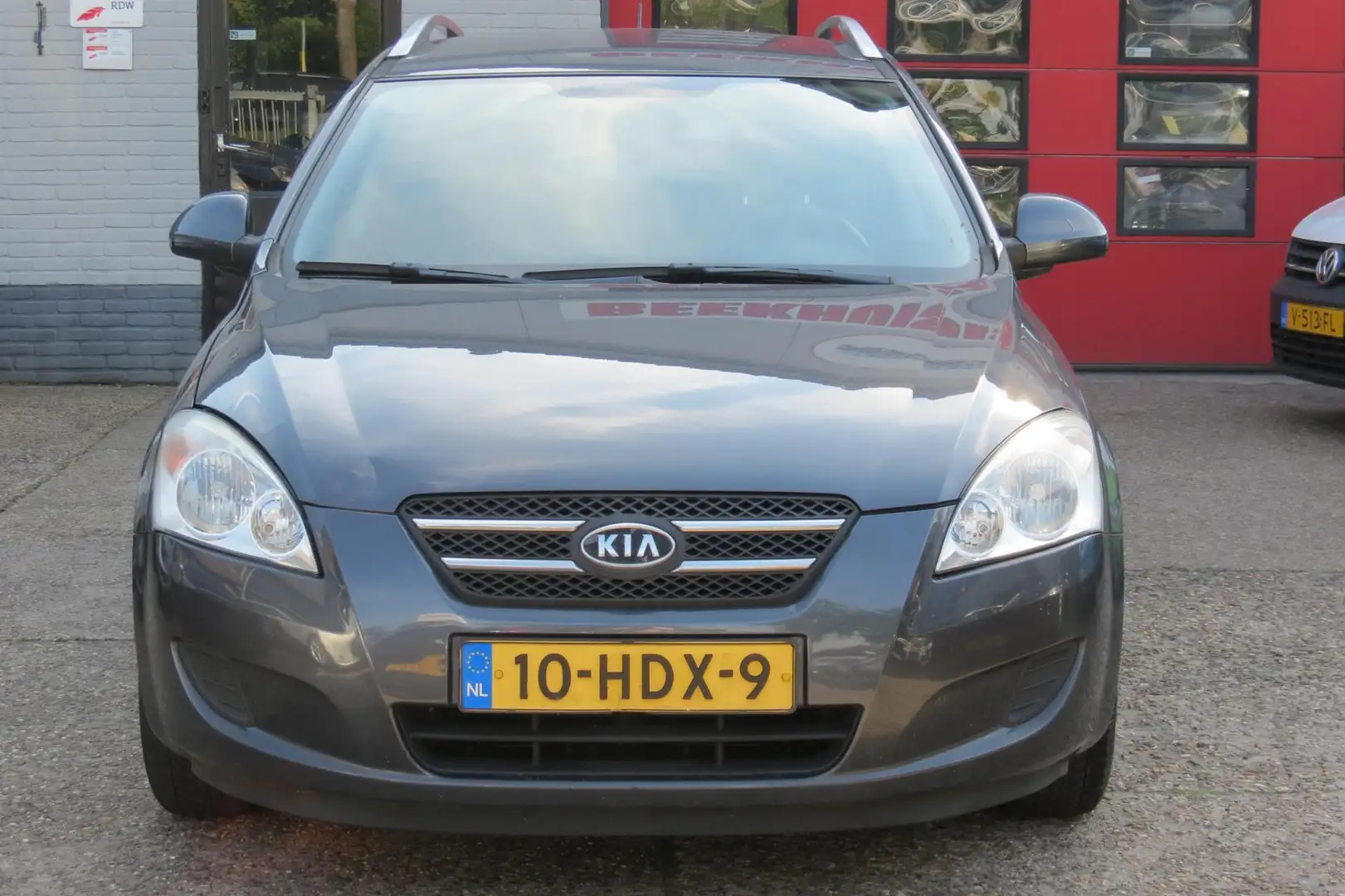 Kia Ceed / cee'd Sporty Wagon 1.4 X-tra , AIRCO , LM VELG Grijs - 2