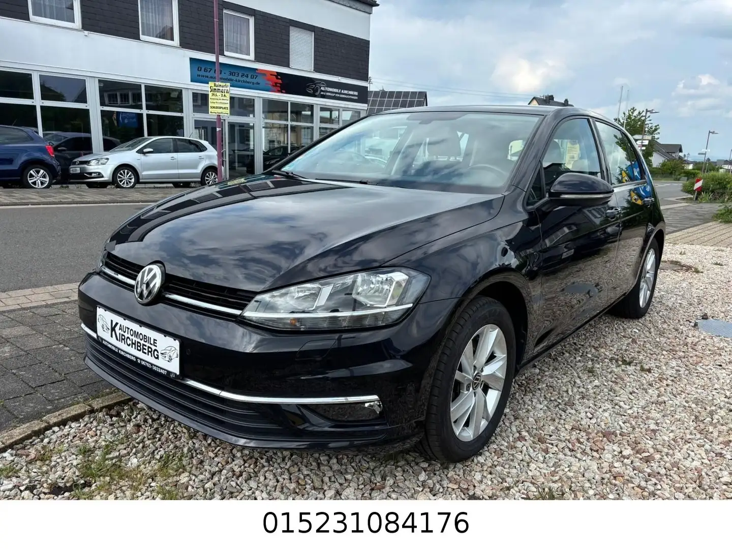 Volkswagen Golf VII Lim. Comfortline+Parkhilfe+Klimaautom.+ Schwarz - 1