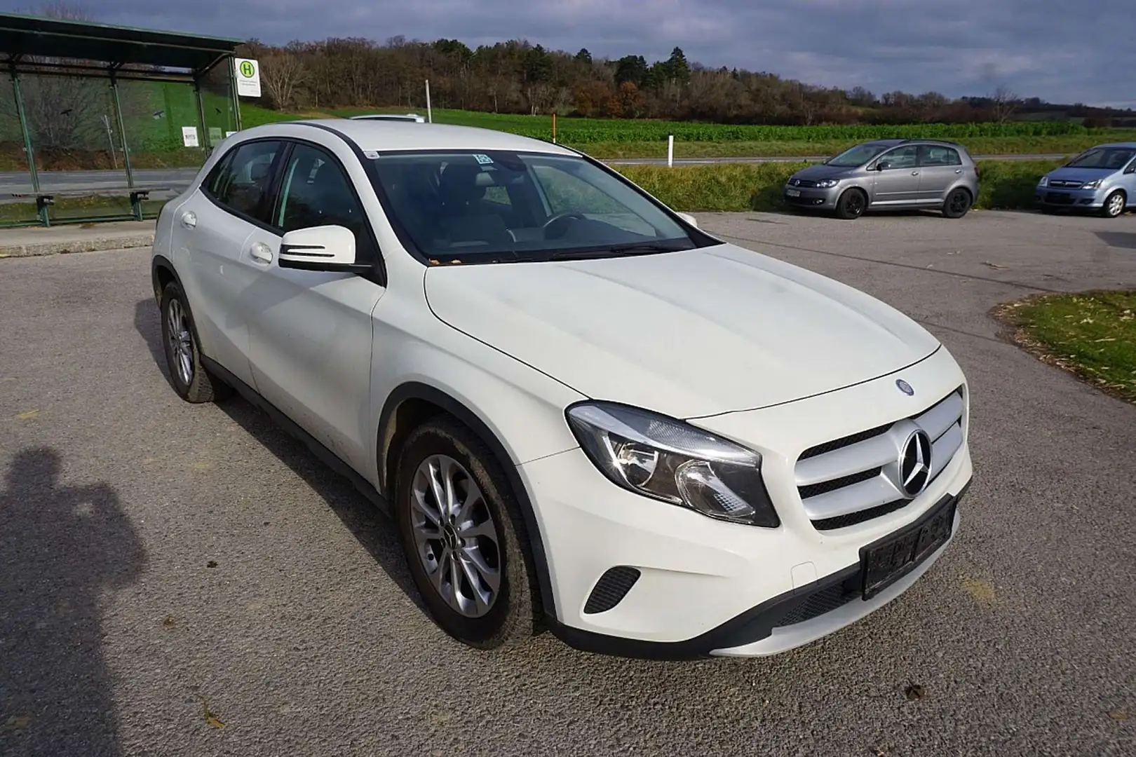Mercedes-Benz GLA 200 CDI 4MATIC Aut. Weiß - 1