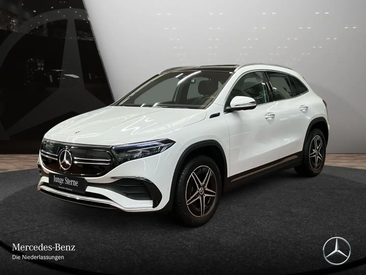 Mercedes-Benz EQA 250 AMG+PLUS-PAKET+PANO+360+KEYLESS+SPUR Weiß - 2