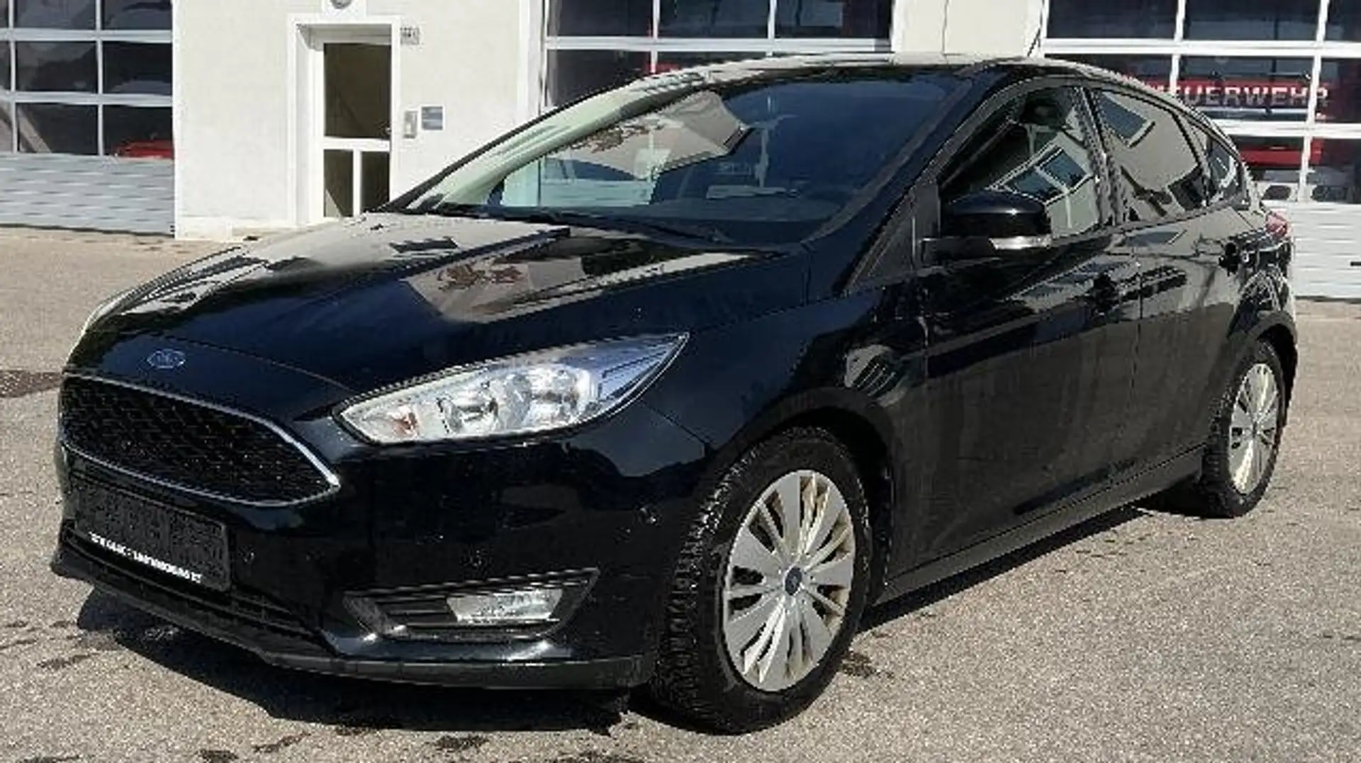 Ford Focus Focus 1.0 EcoBoost Start-Stopp-System Business Edi Černá - 1