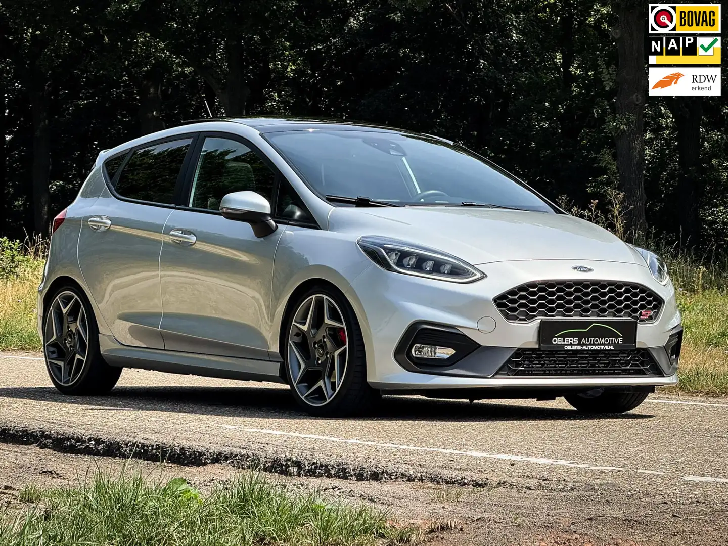 Ford Fiesta 1.5 EcoBoost ST-3 | Performance pack | Panorama | Gris - 1