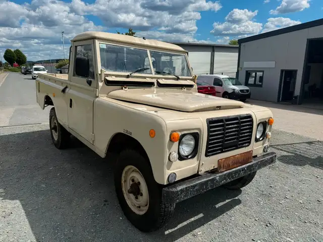 Land Rover Series Santana Pritsche