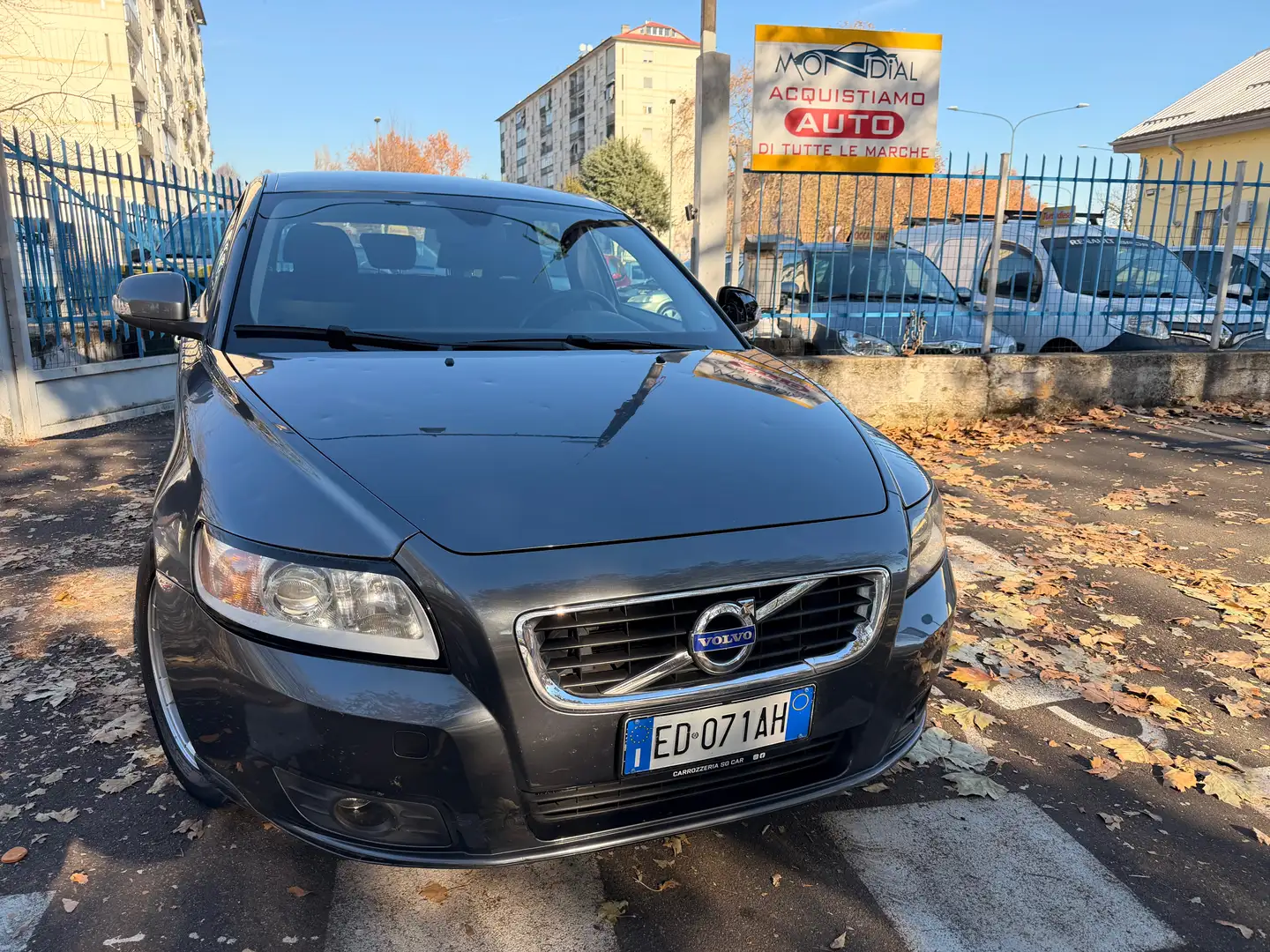 Volvo V50 V50 1.6 d2 R-design 115cv - 2