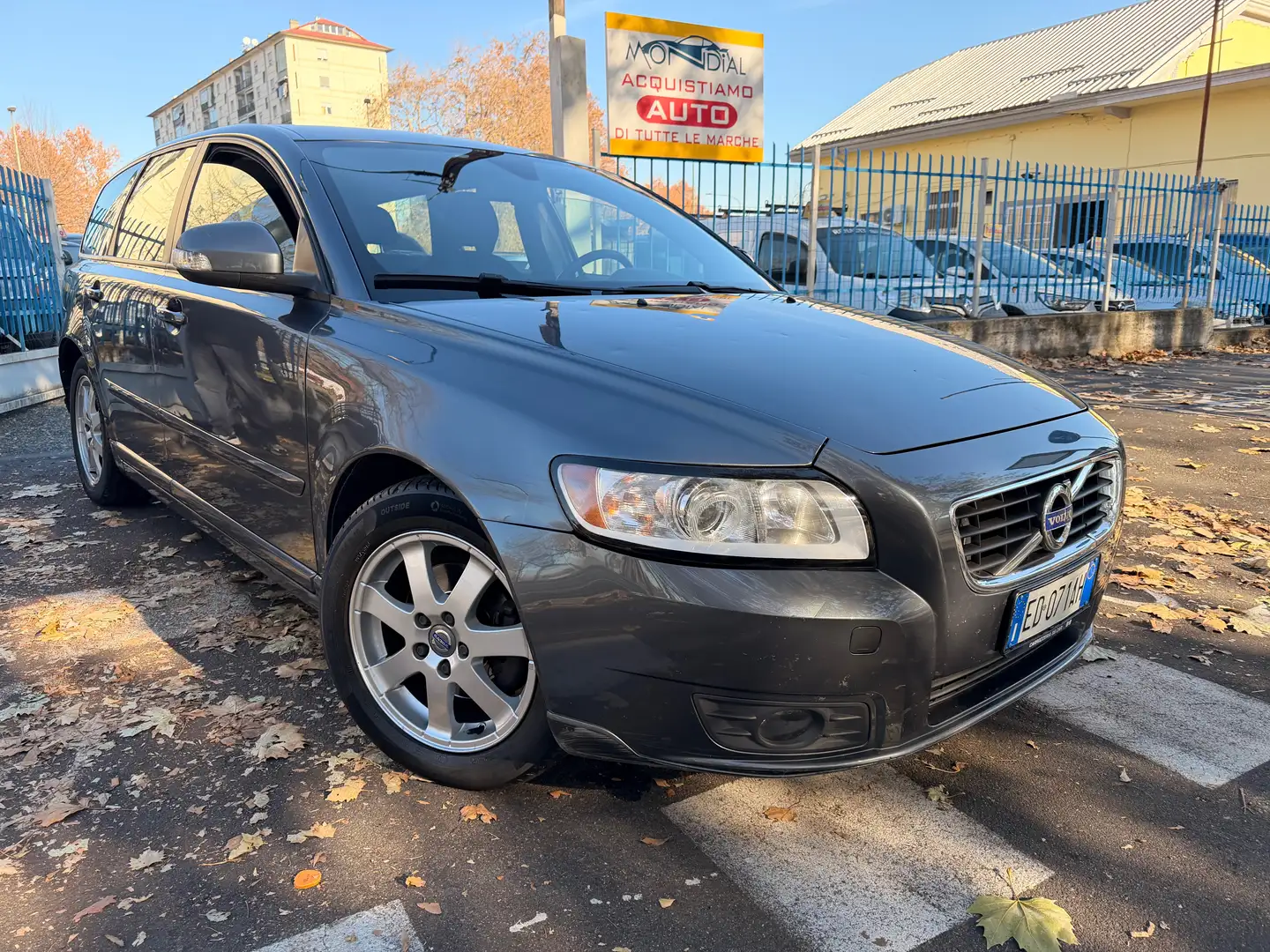 Volvo V50 V50 1.6 d2 R-design 115cv - 1